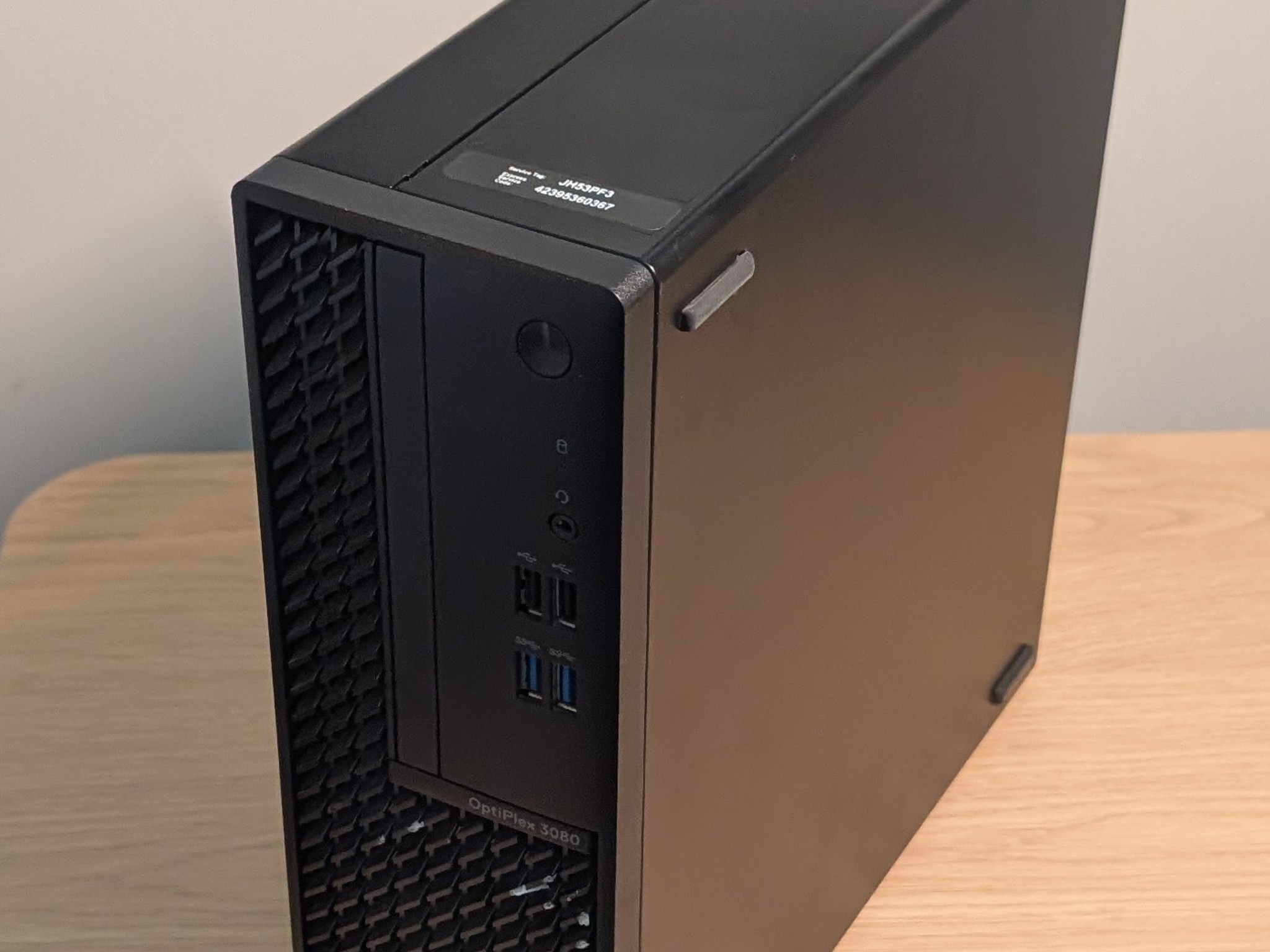 Steam Machine conversion of Dell Workstation running Bazzite