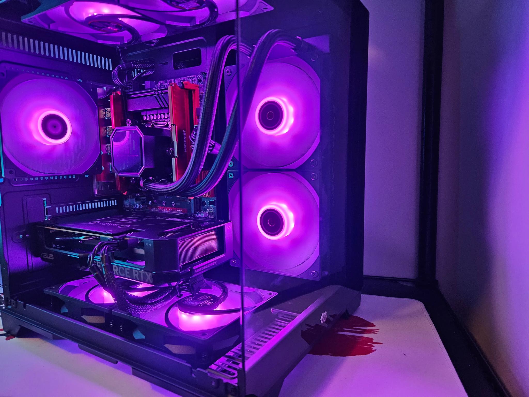 Dark Side Liquid cooled RIG Intel inte 14 Core / 32GB DDR4 / 1TB SSD / RTX 4060 TI