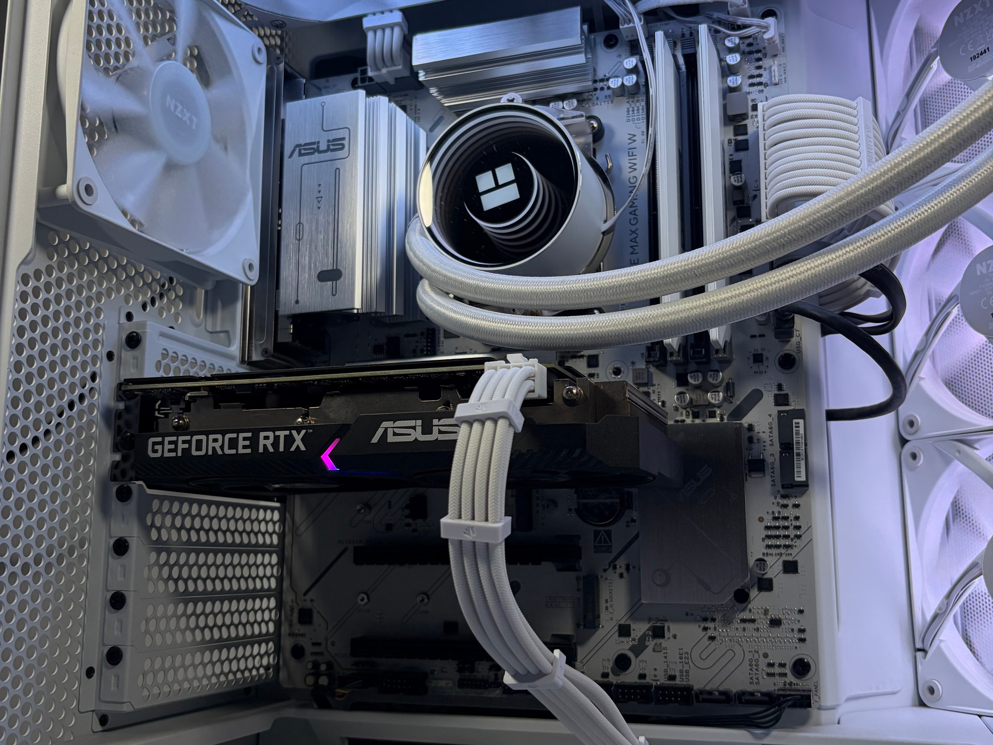❄️ Gaming PC | R5 8600G/ RTX 3060 Ti/ 32GB DDR5/ 1Tb Storage/ NZXT H6 White