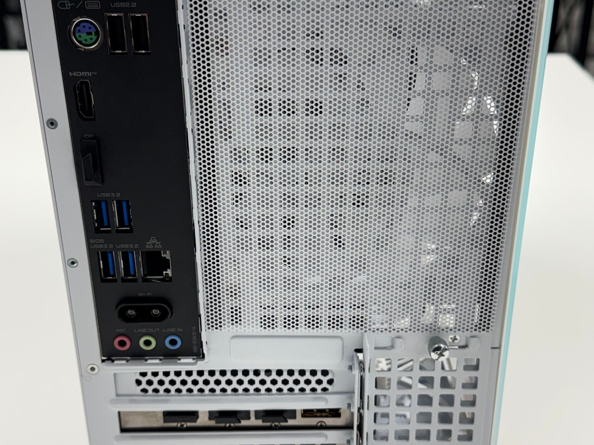 'ALL NEW PARTS' PC with AMD RYZEN 7 5700X & RTX 5060