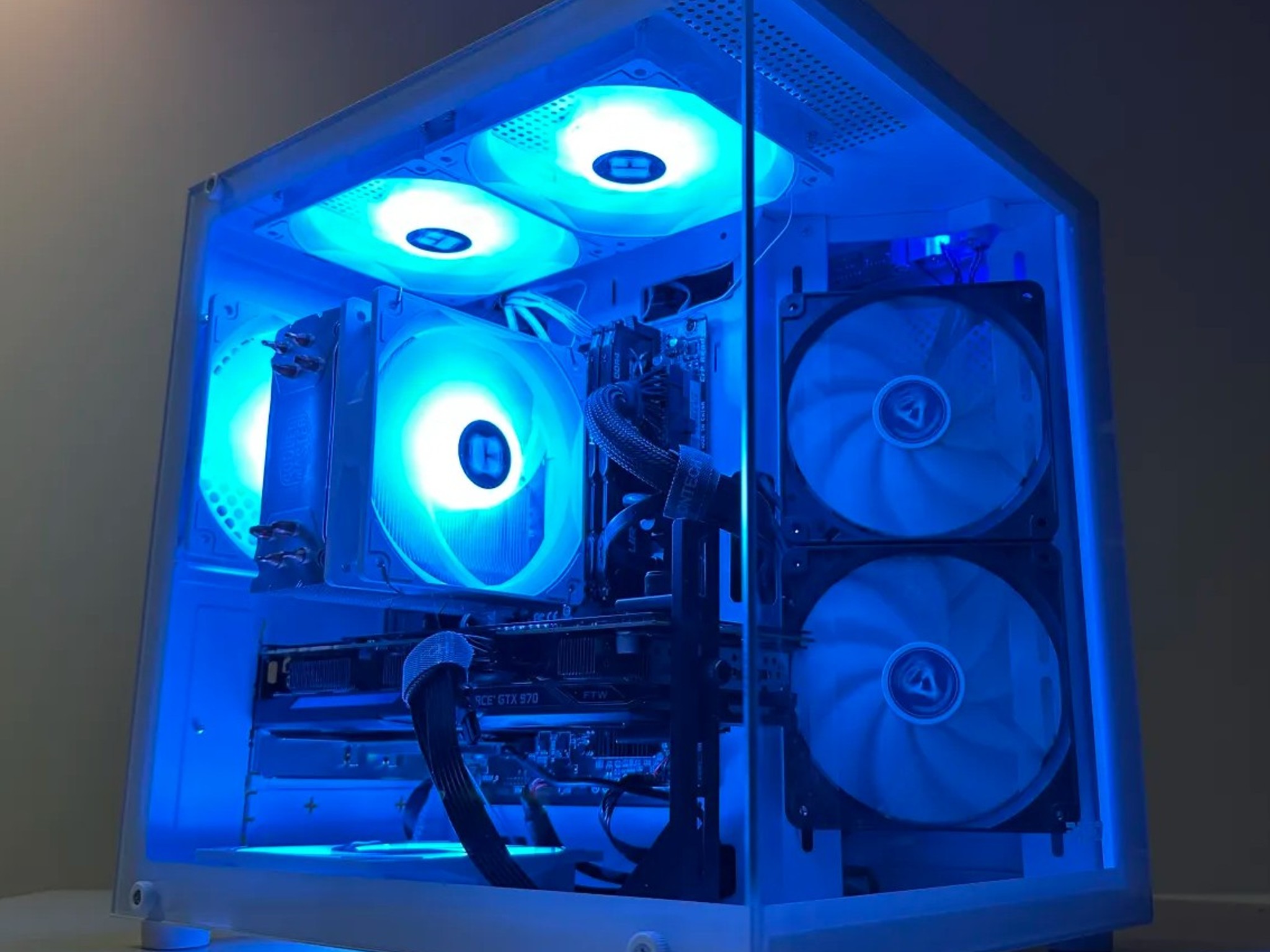Starter Budget Gaming PC - Intel Core i5-6500 | EVGA NVIDIA GeForce GTX 970 | 32GB DDR4 Ram