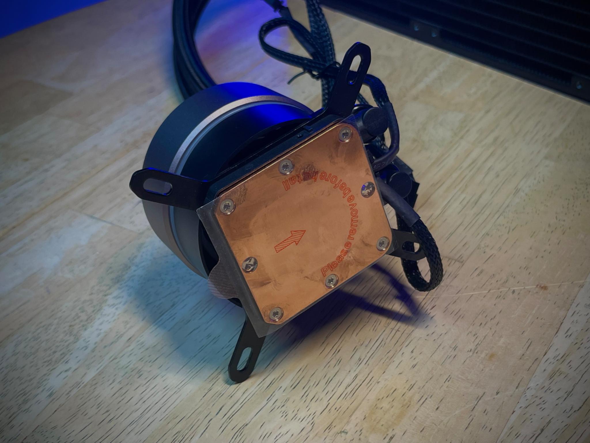 Lian Li Galahad 360 UNI FAN SL Edition AIO (Copy 1)