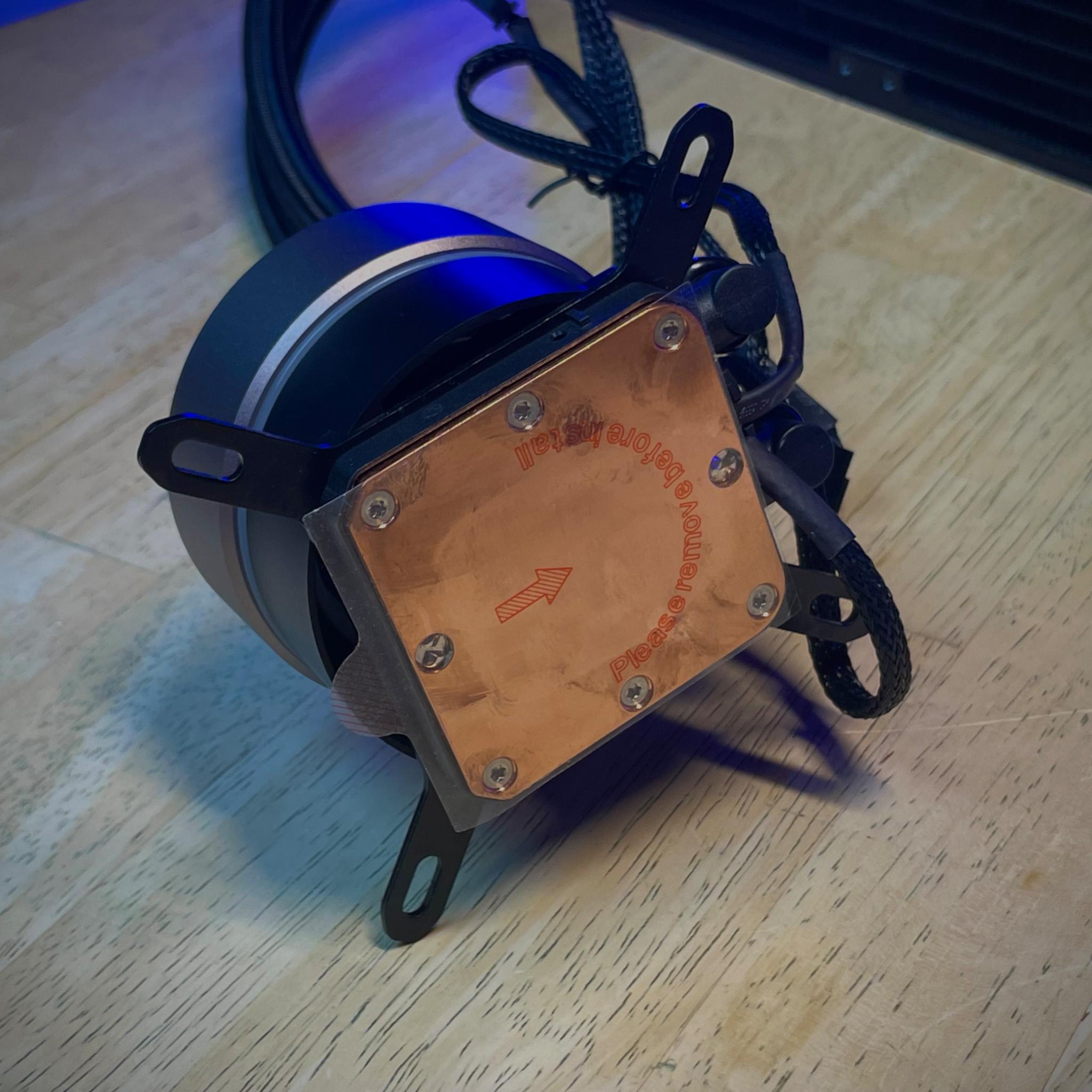 Lian Li Galahad 360 UNI FAN SL Edition AIO (Copy 1)