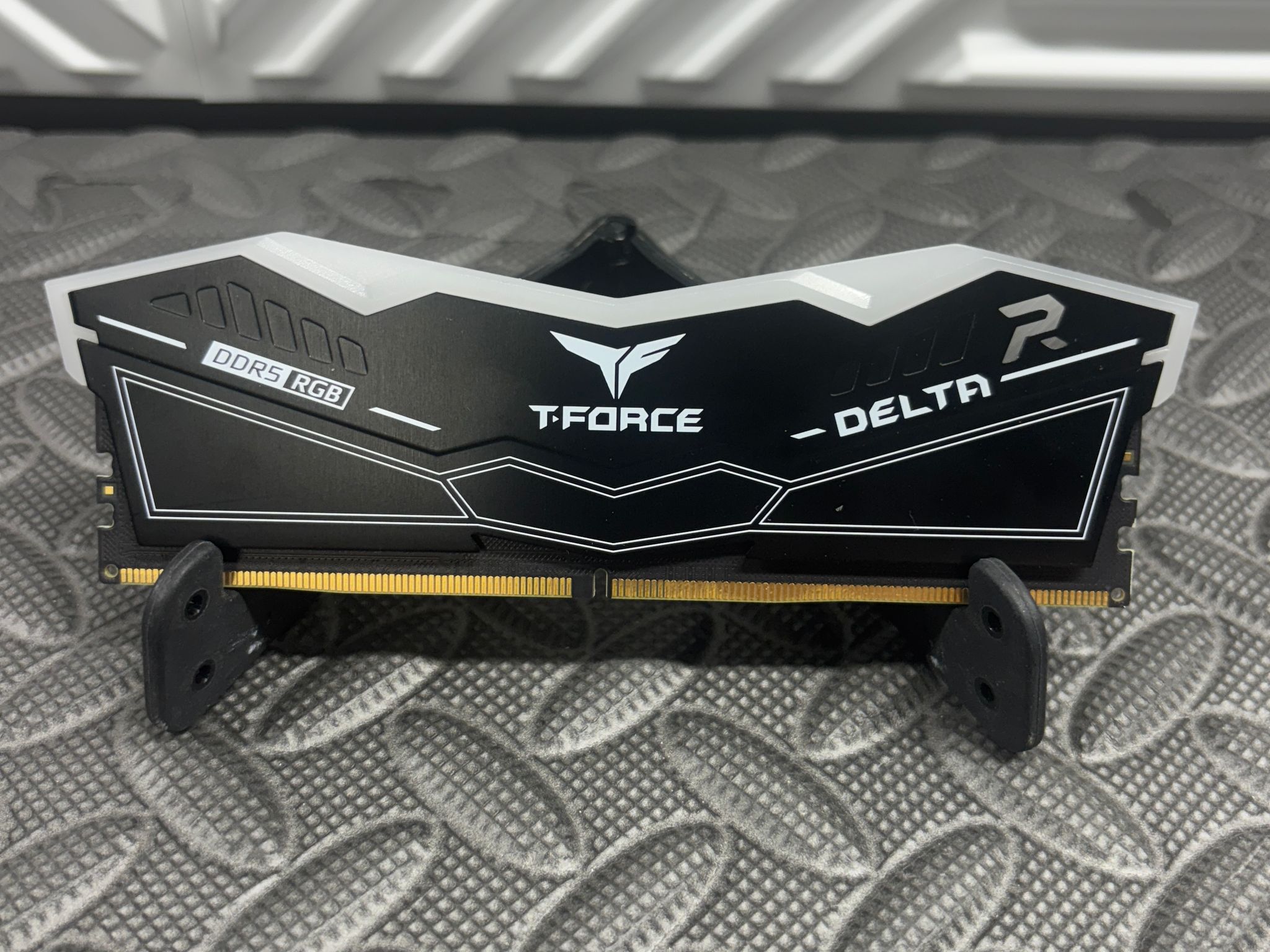 TEAMGROUP T-Force Delta RGB 16GB DDR5-6000 CL38 Desktop RAM | White | FF3D516G6000HC38JBK