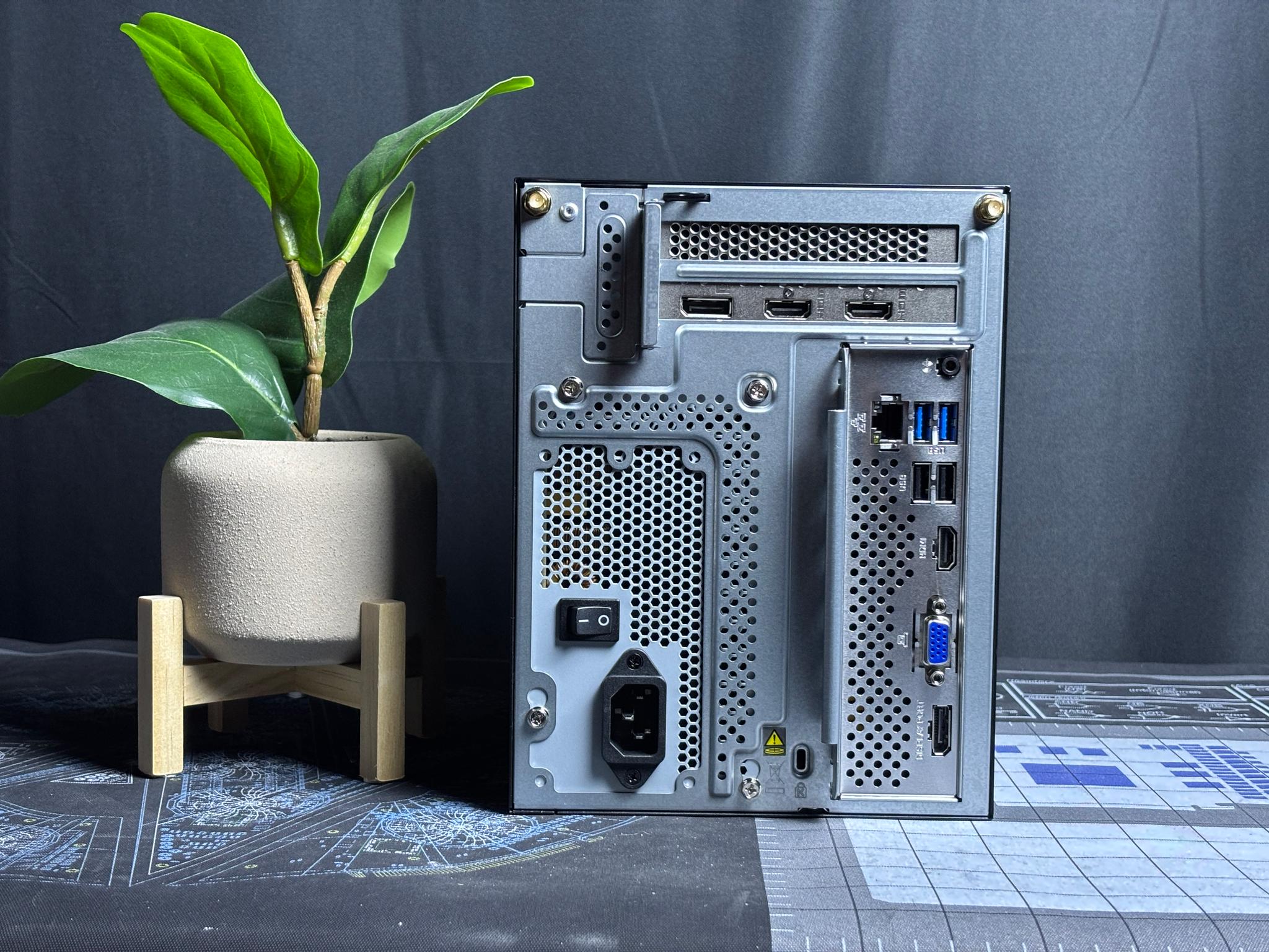 INSANE MINI RTX 3050 PC|AMD Ryzen 5 5500 | 16gb DDR4 | 512 GB M.2 SSD