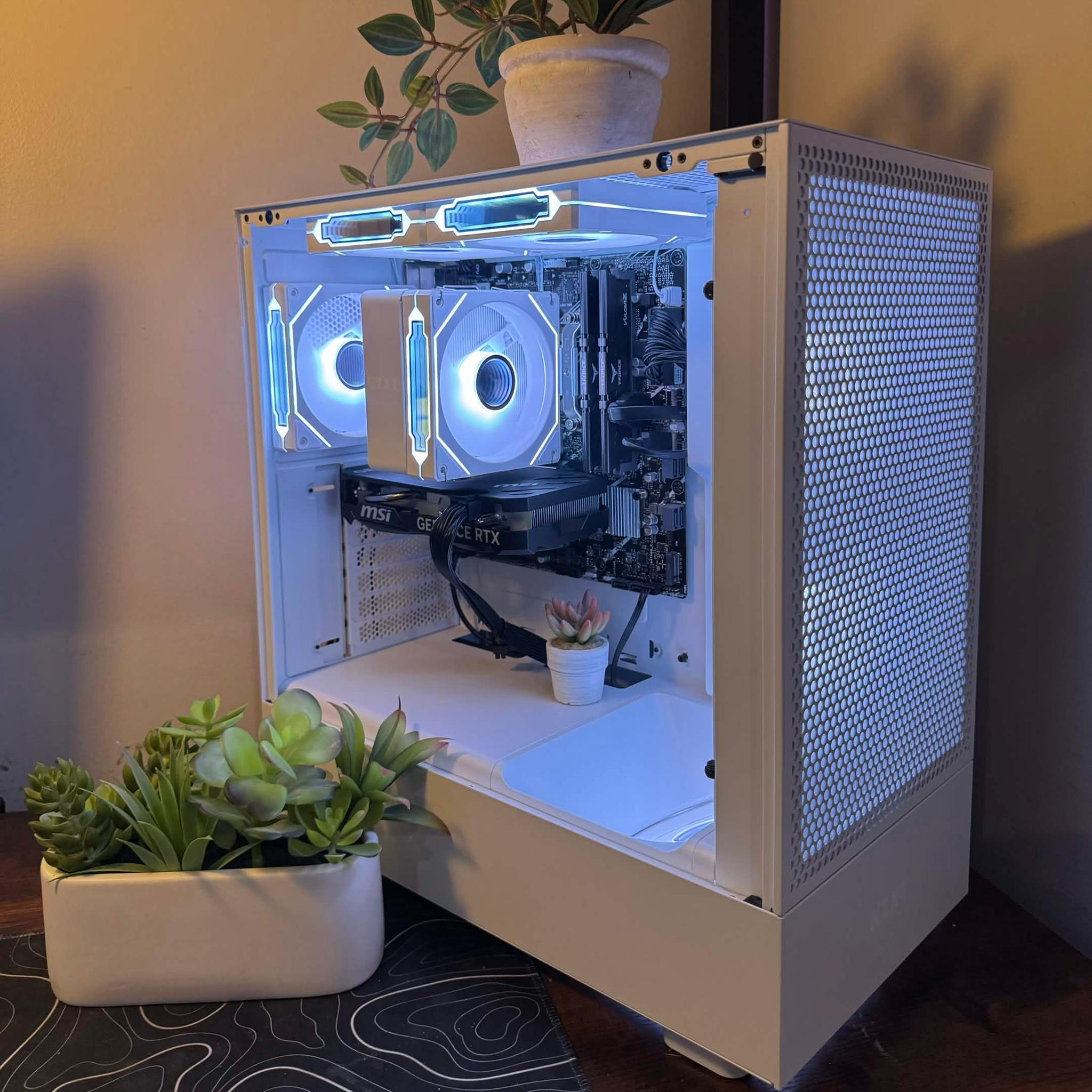 White/Black "Panda" Mid Range PC - i5 12400F | RTX 4060 | 16GB DDR4 3200 | BT & Wifi