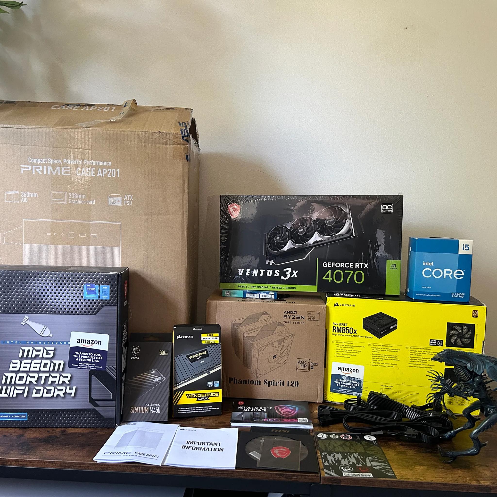 Intel Core i5 13400F, Nvidia MSI RTX 4070 oc, 32GB RAM, 500GB MSI SSD NVMe, Corsair PSU 850W