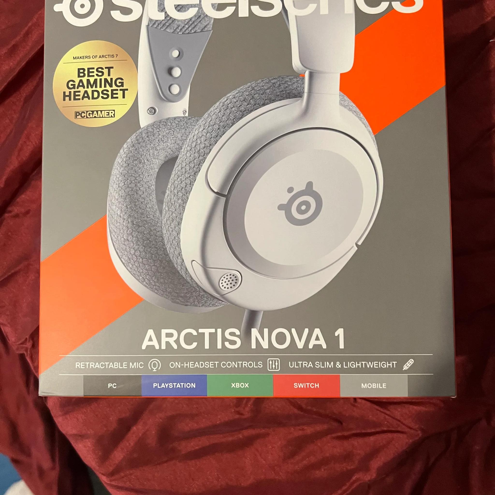 Steelseries Arctis Nova 1