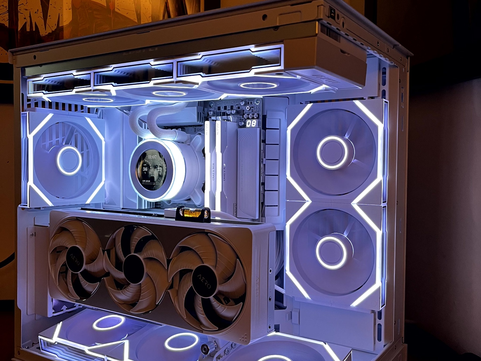 Hvítr Vargr - RTX 5080 OC SFF | Ryzen 7 9800x3d | 2TB NVME | 32GB @6400 MT/sec | 1000W Platinum PSU