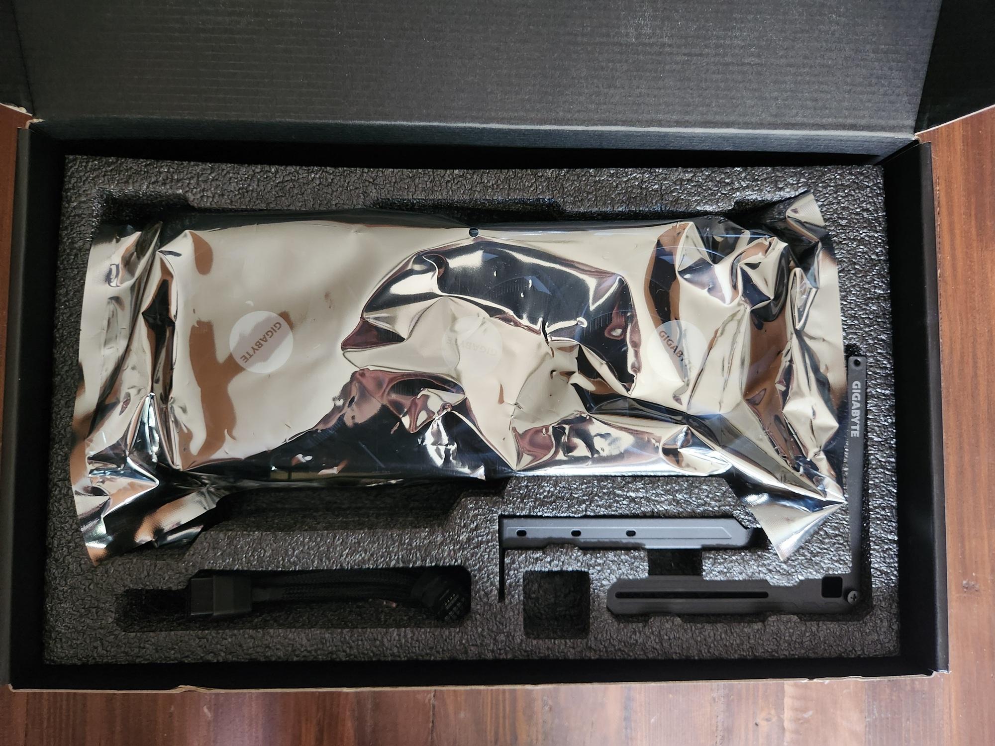 GIGABYTE RTX 4090 Gaming OC