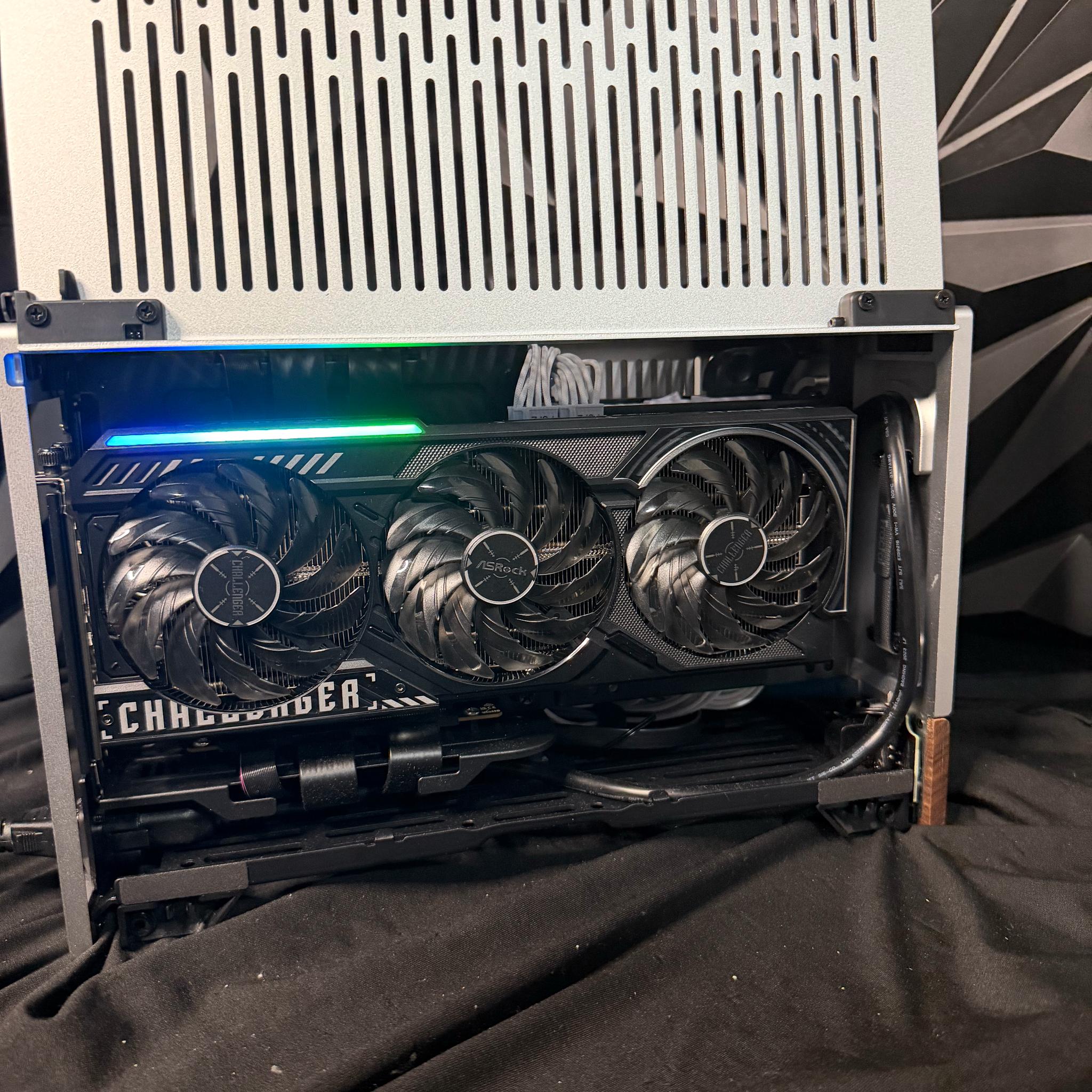 💿🔥 SILVER BULLET 🔥💿 Ryzen 7 7700X| RX 9070 XT| 32 GB DDR5| 2 TB NVMe| 850W PSU