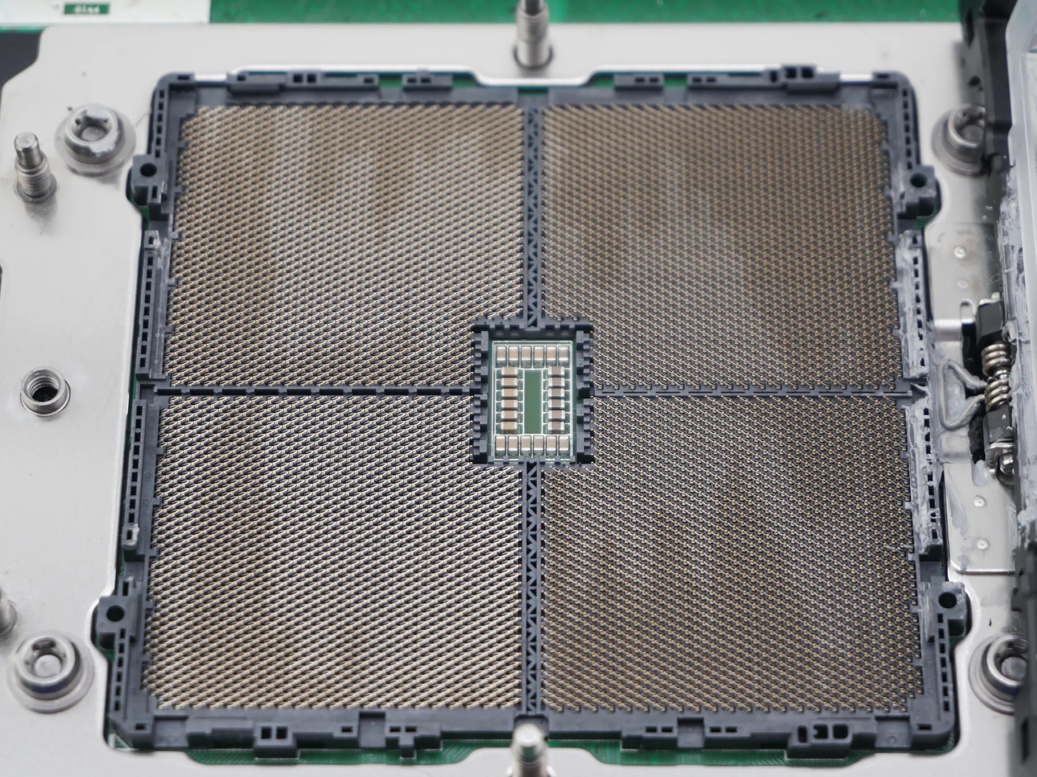 ASrock BERGAMOD8-2L2T SP5 FOR PARTS/REPAIR
