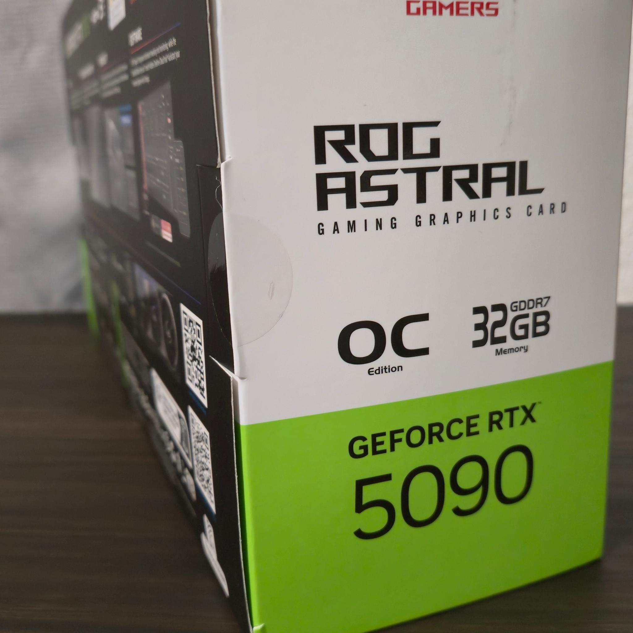 ASUS ROG Astral GeForce RTX 5090 32GB GDDR7 OC Edition