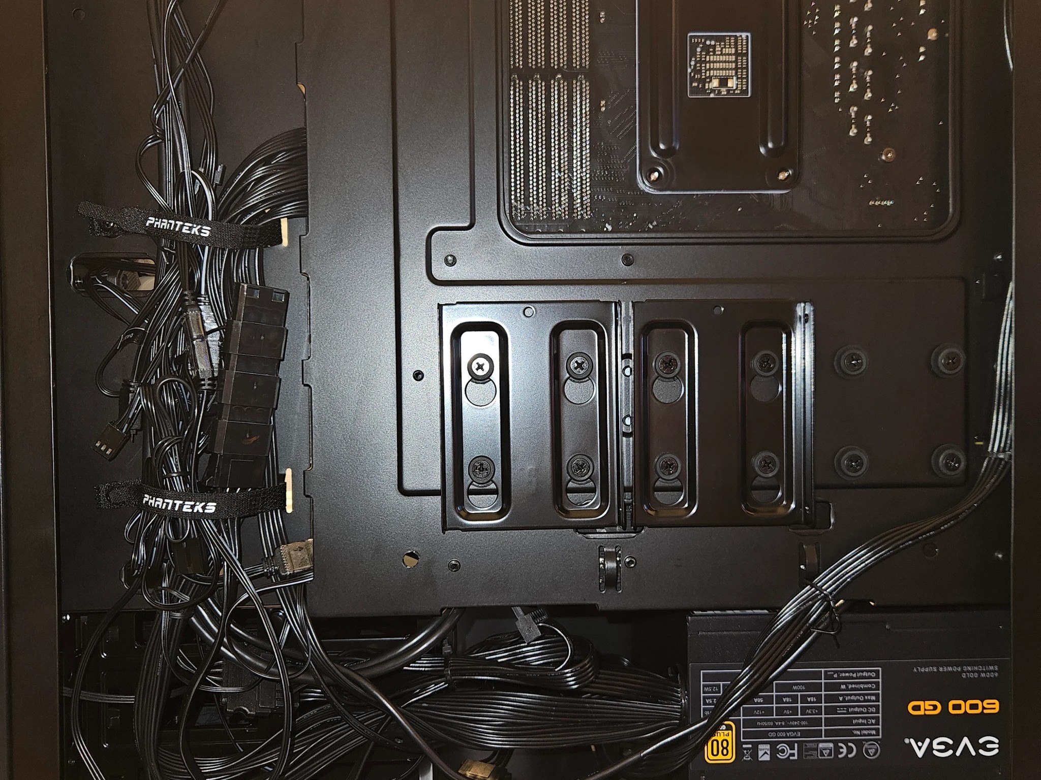 1080P Gaming PC |Ryzen 7 2700X|GTX 1070 TI 8GB|Windows 10 (Activated)|1TB NVME|16 GB 3200 Mhz|WIFI