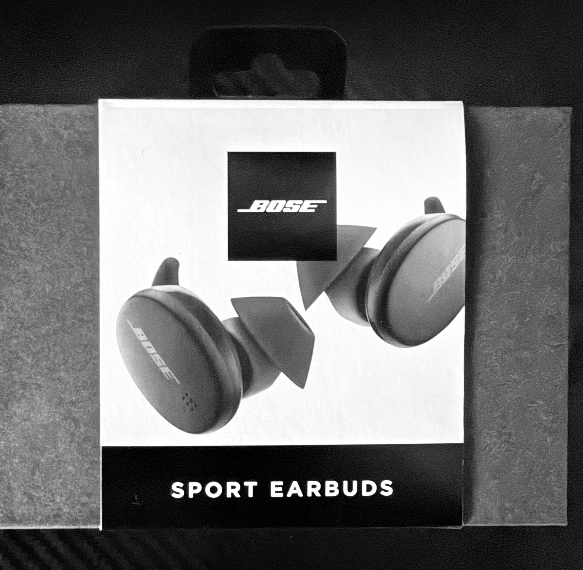 Bose Sport Earbuds – Wireless Bluetooth In-Ear Headphones (Triple Black)
