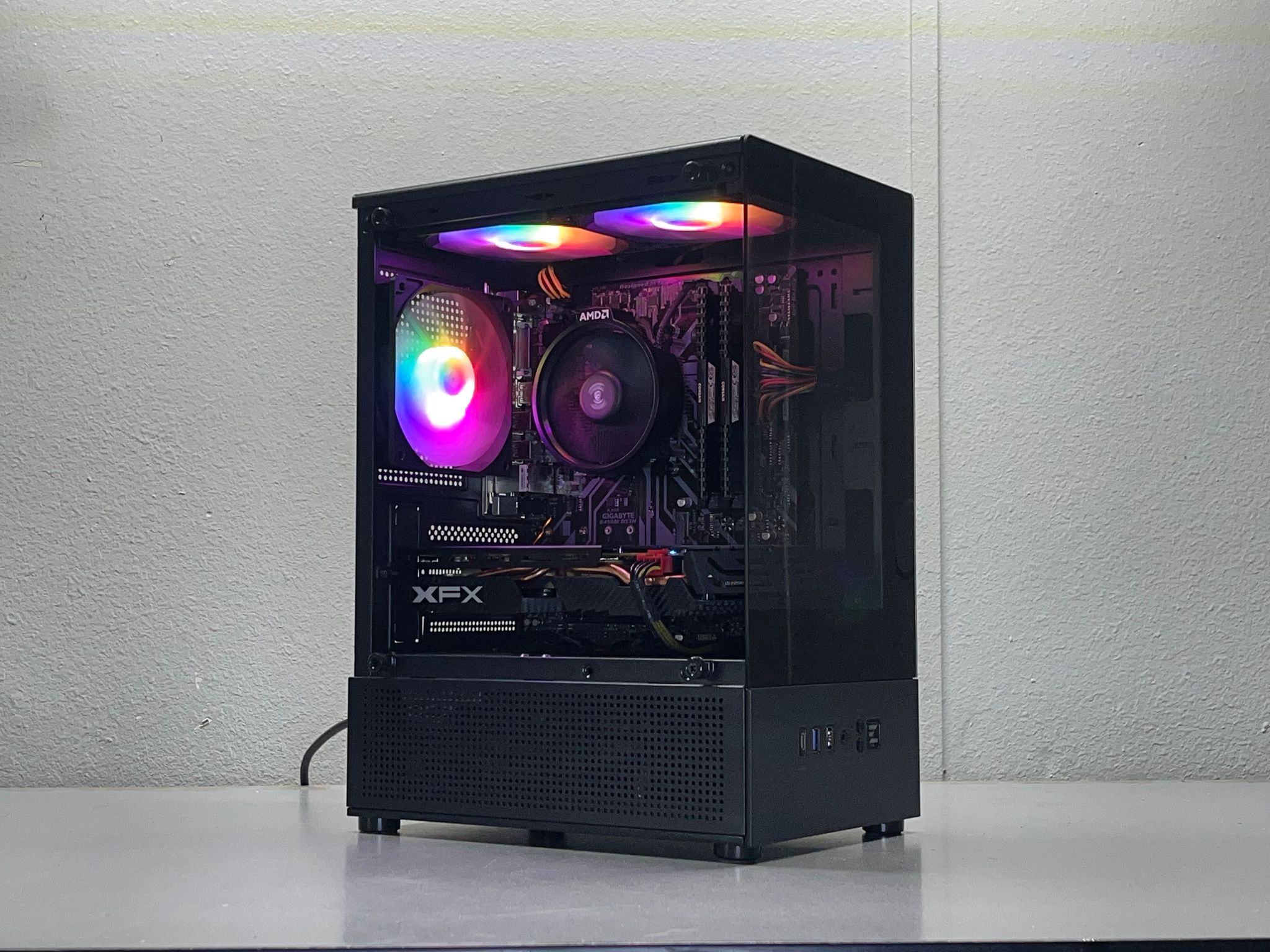 Radeon RX 580 8GB Custom Gaming PC - Ryzen 5 1600