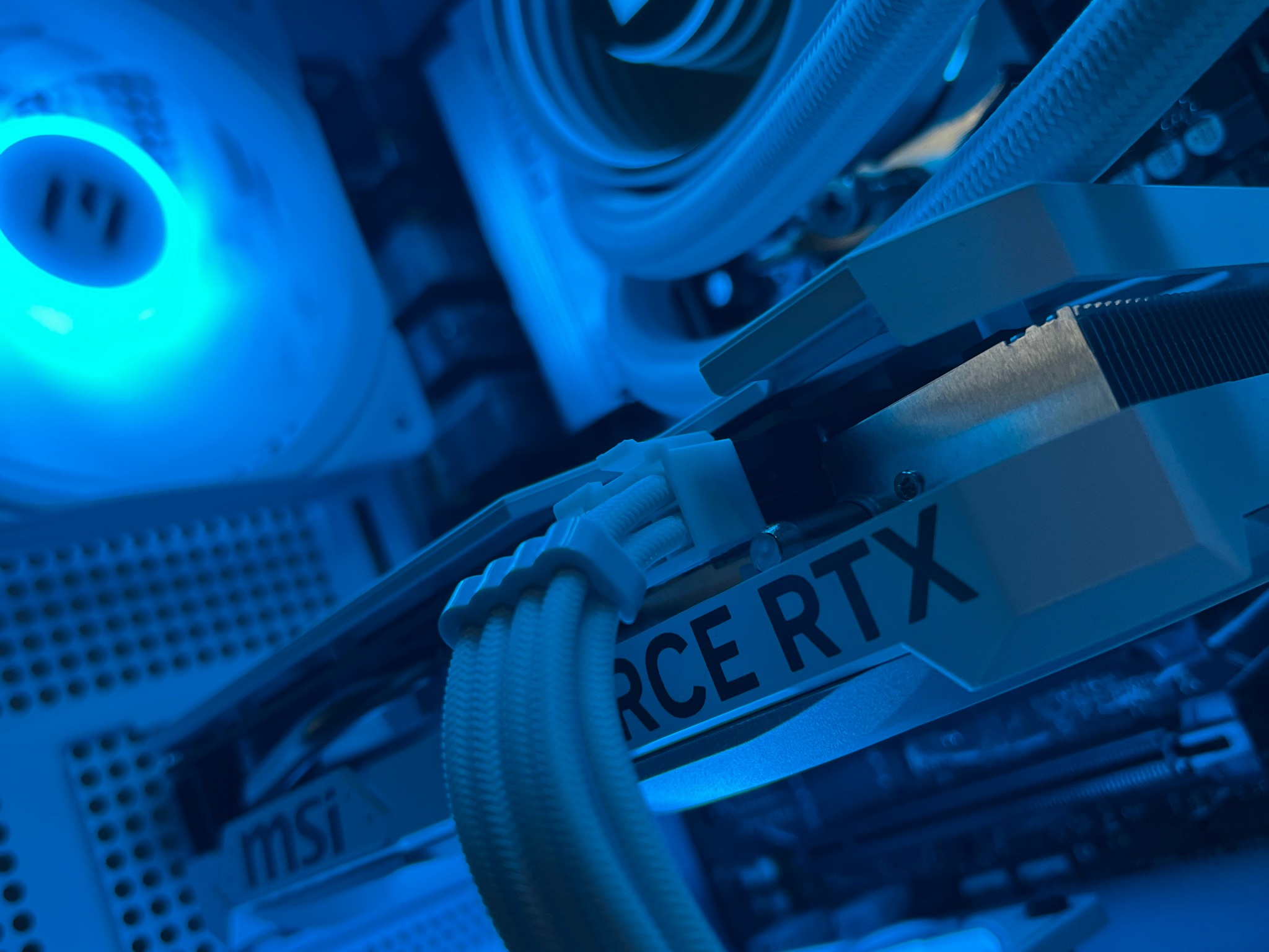 All White 1080p Gaming PC | NVIDIA RTX 4060 | 16GB 6000mhz RAM | WIFI | 1TB NVME M.2 | AIO