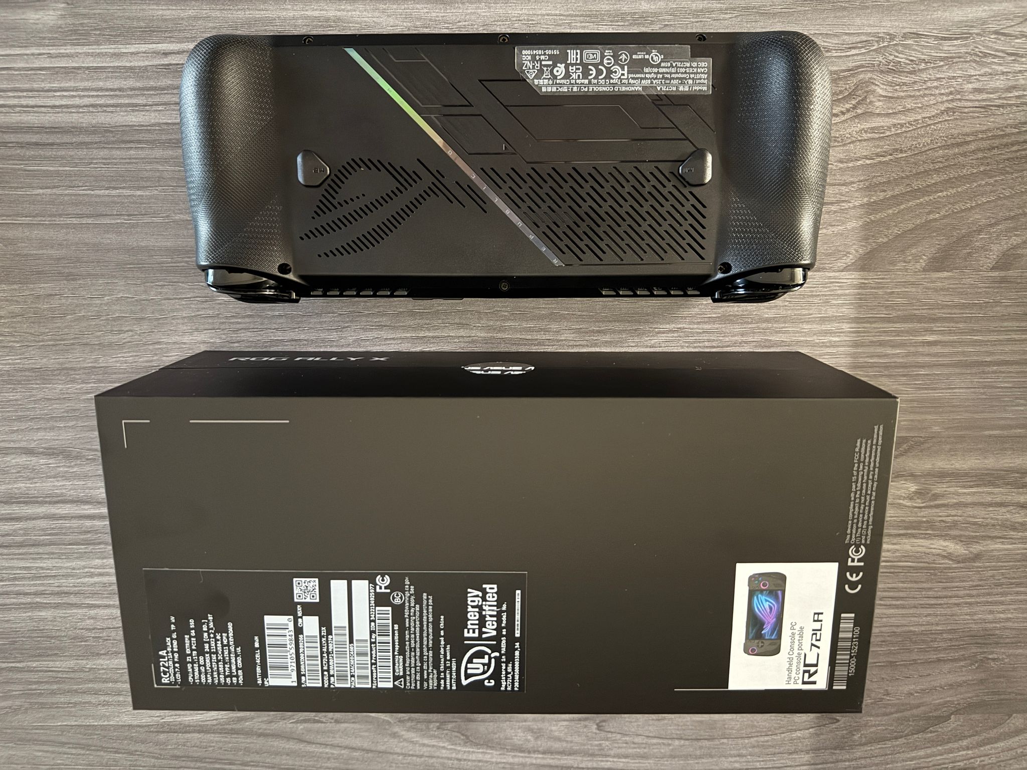 ASUS ROG Ally X - 7" 120Hz - 2TB SSD - 24 GB RAM - AMD Ryzen Z1 Extreme