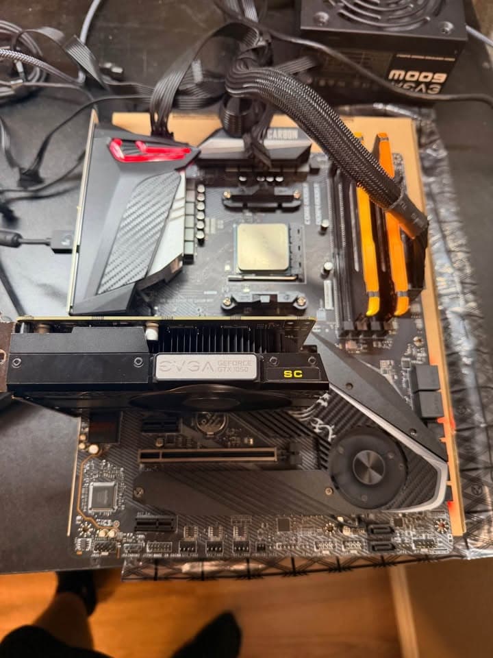 MSI MPG X570 Gaming Pro Carbon WiFi AM4 ATX Motherboard