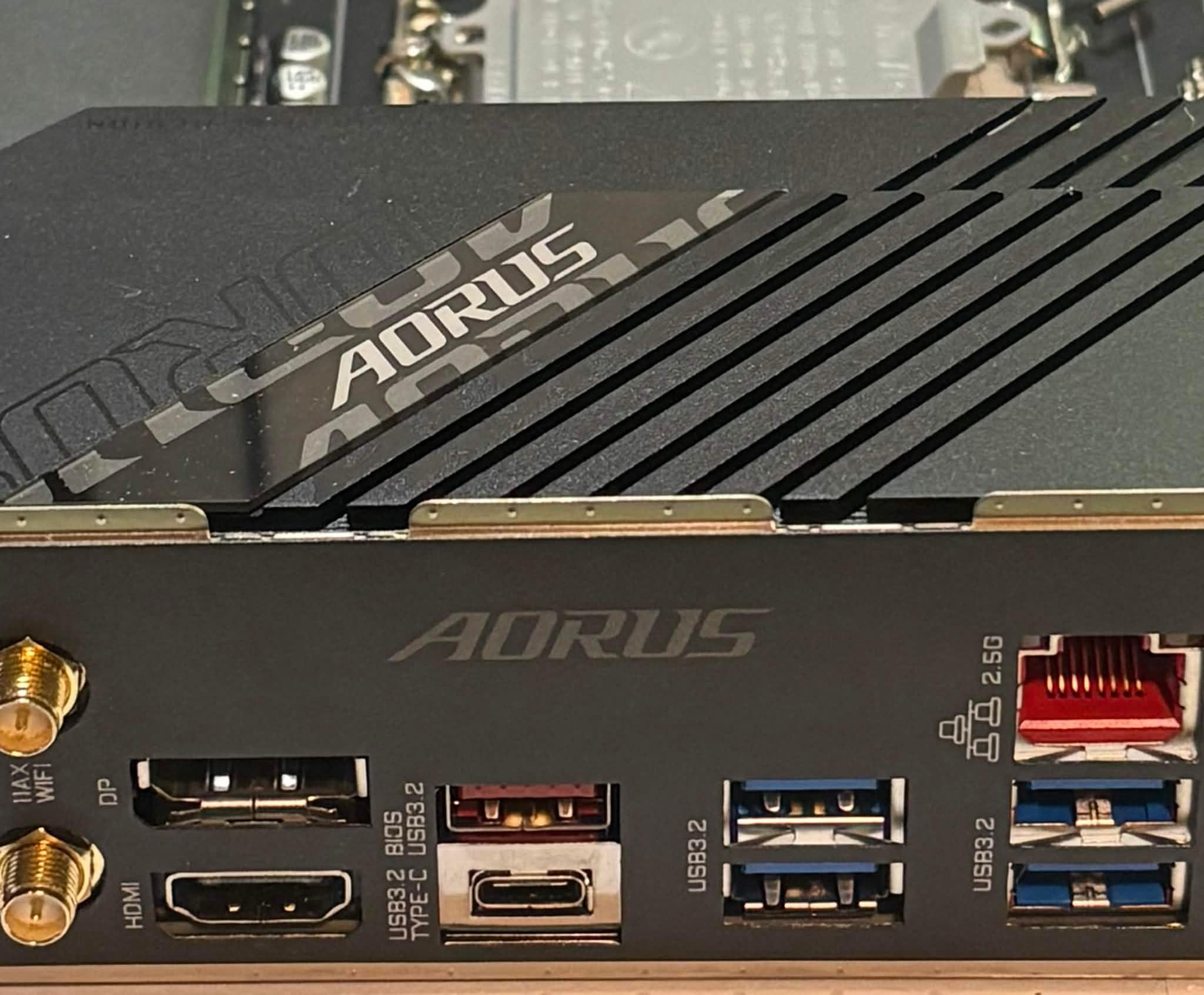 Gigabyte B660 AORUS Master DDR4 LGA1700 ATX Motherboard | WiFi 6 | Fully Tested