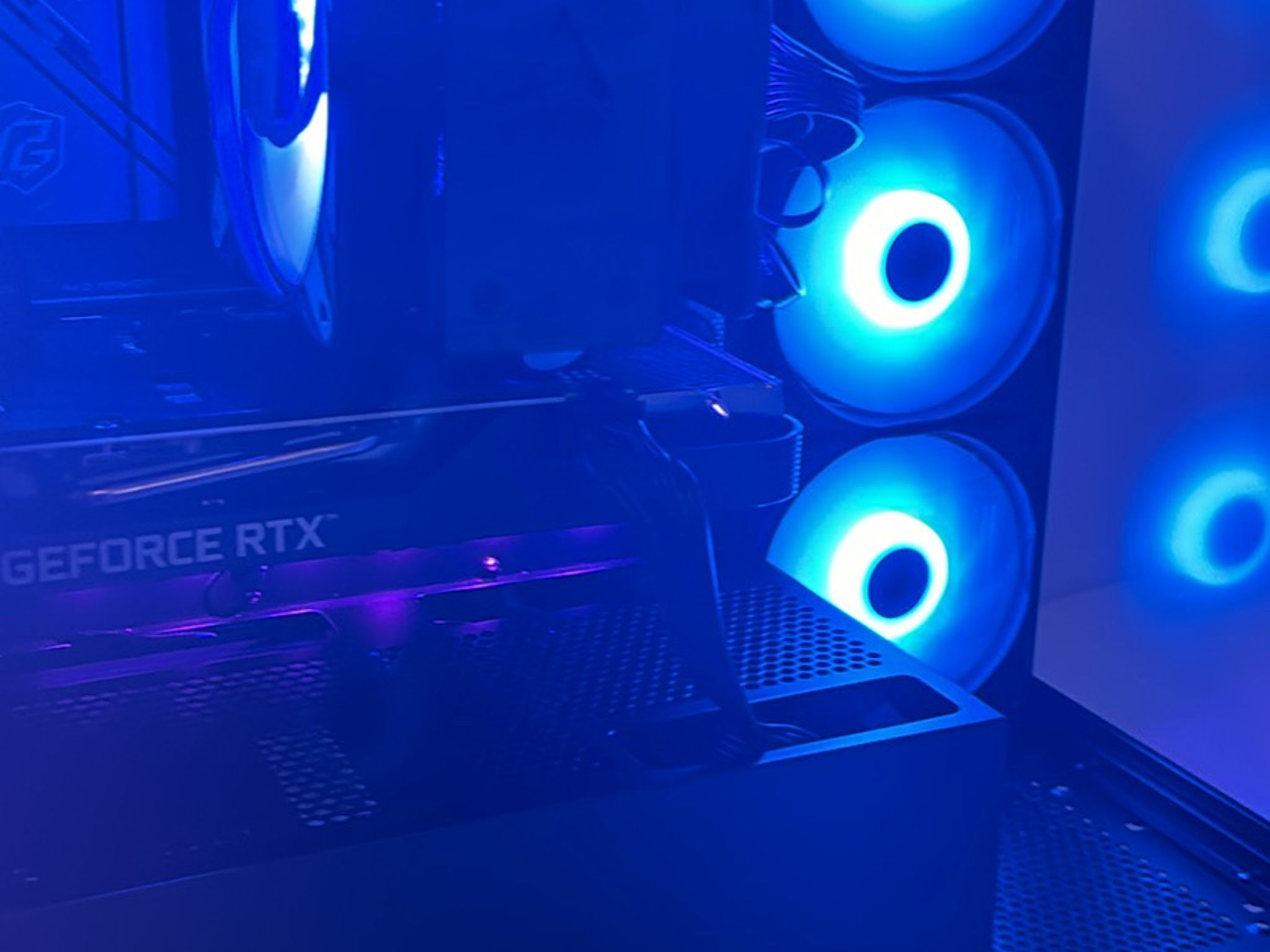 Nvidia Rtx 3070! 32gb ram! Ryzen 7 5700x3d! 1tb gen 4 nvme