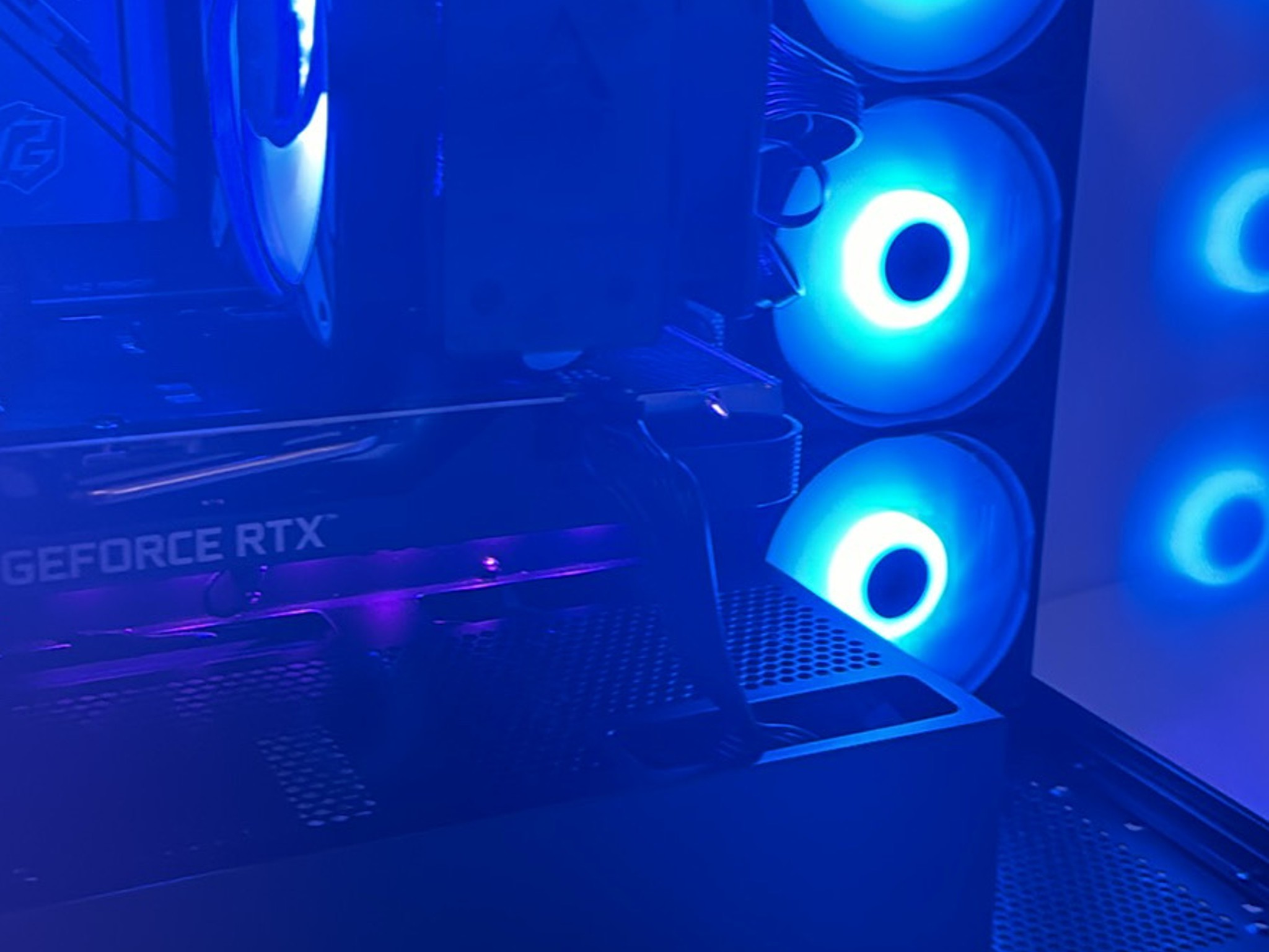 Nvidia Rtx 3070! 32gb ram! Ryzen 7 5700x3d! 1tb gen 4 nvme