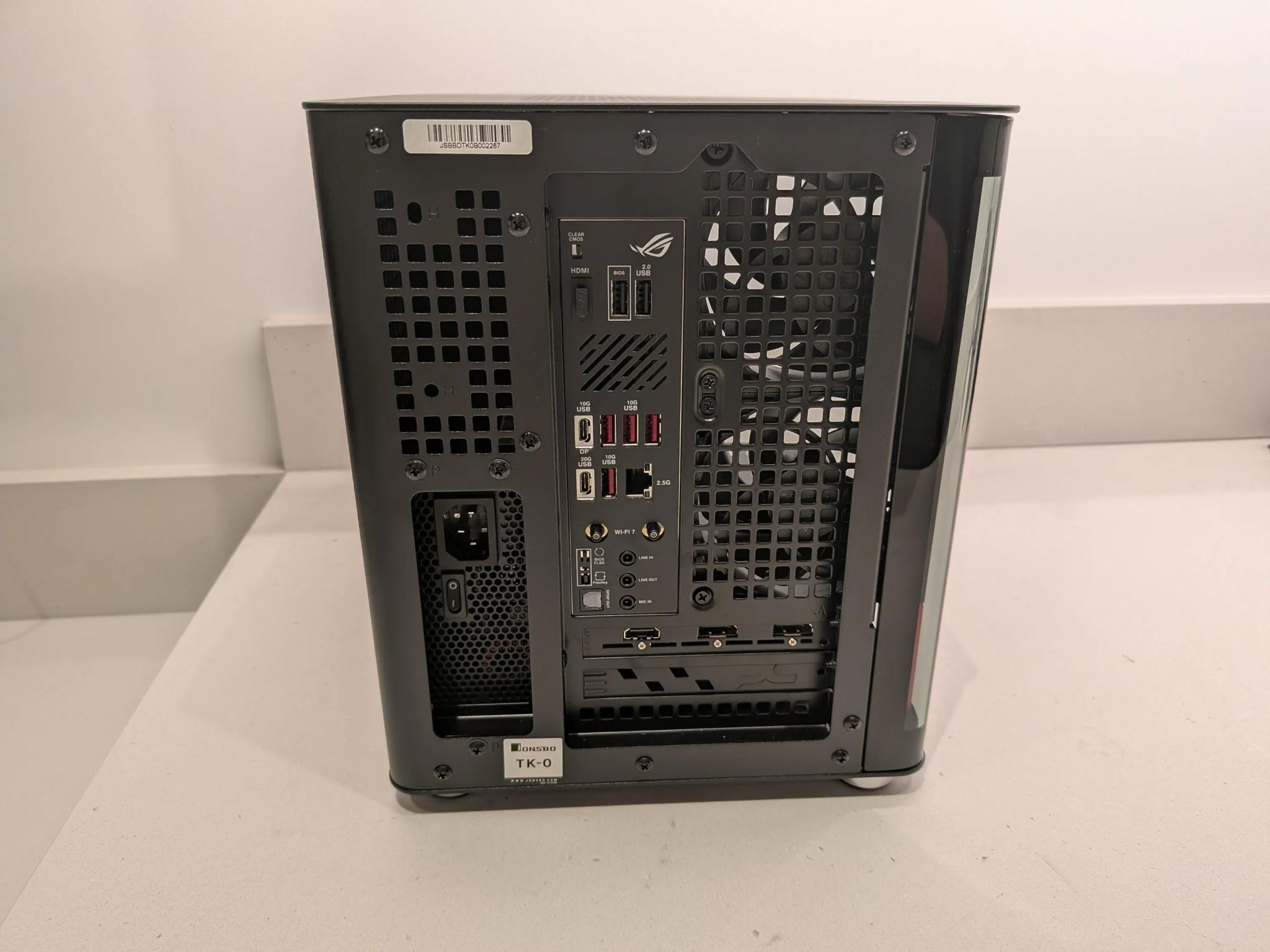 The TKO - Ryzen 5 9600X, RX 9060 XT 16 GB, 32 GB DDR5, 2 TB Gen 5 NVME