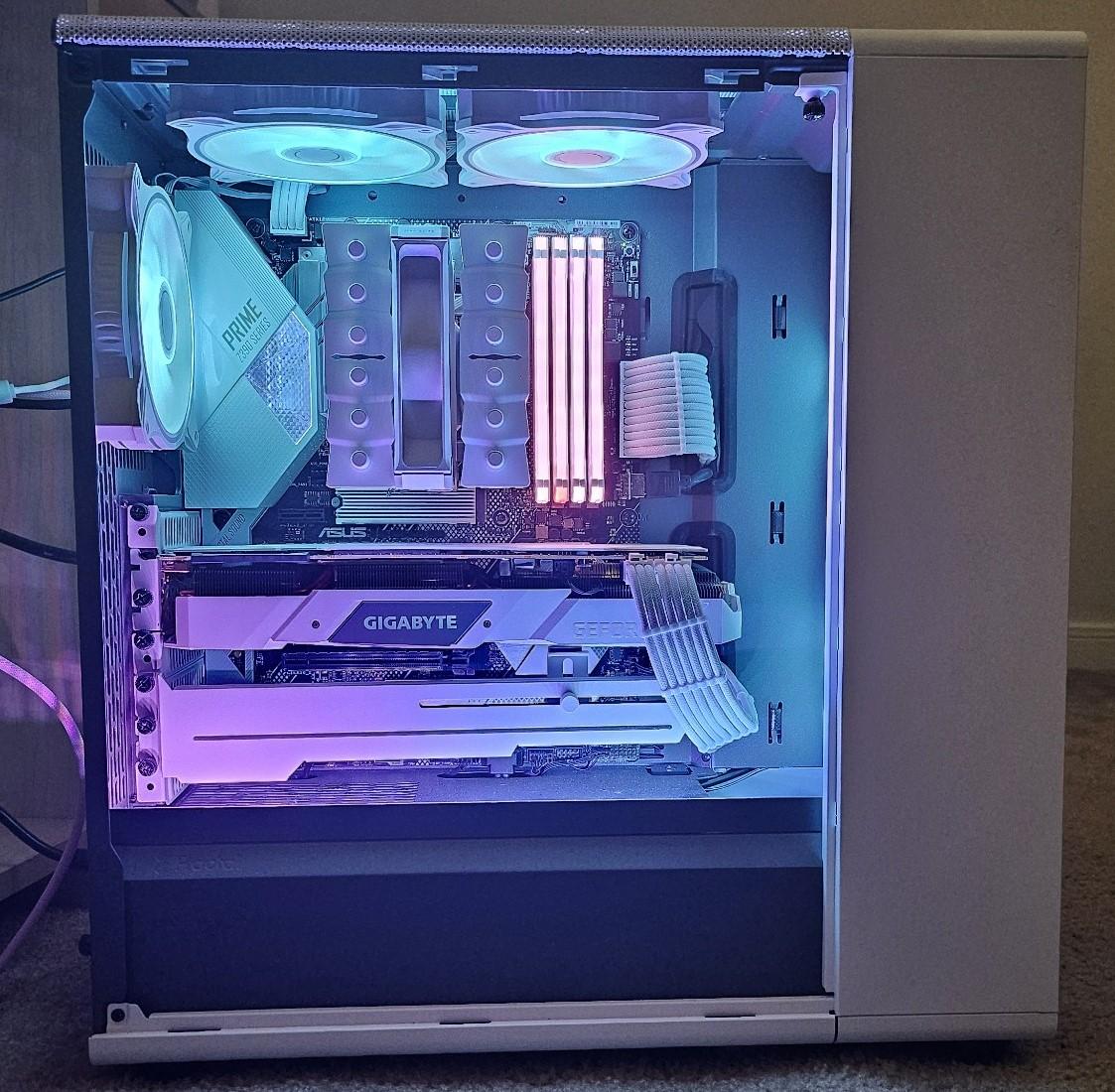 Great Mid-range Gaming PC - i7 9700K | RTX 2070 Super | 32GB DDR4 | Custom PSU Cables