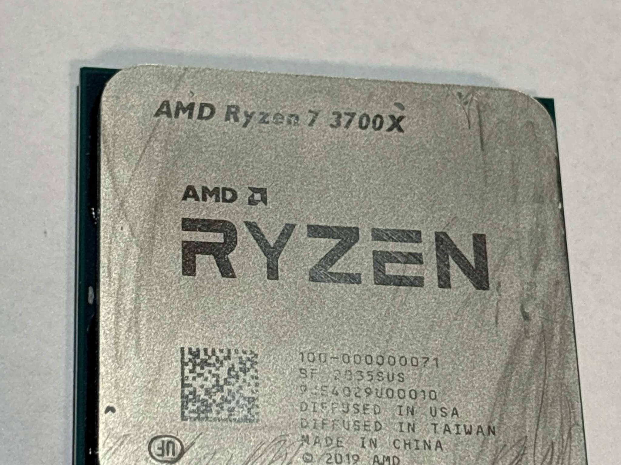 AMD Ryzen 7 3700X