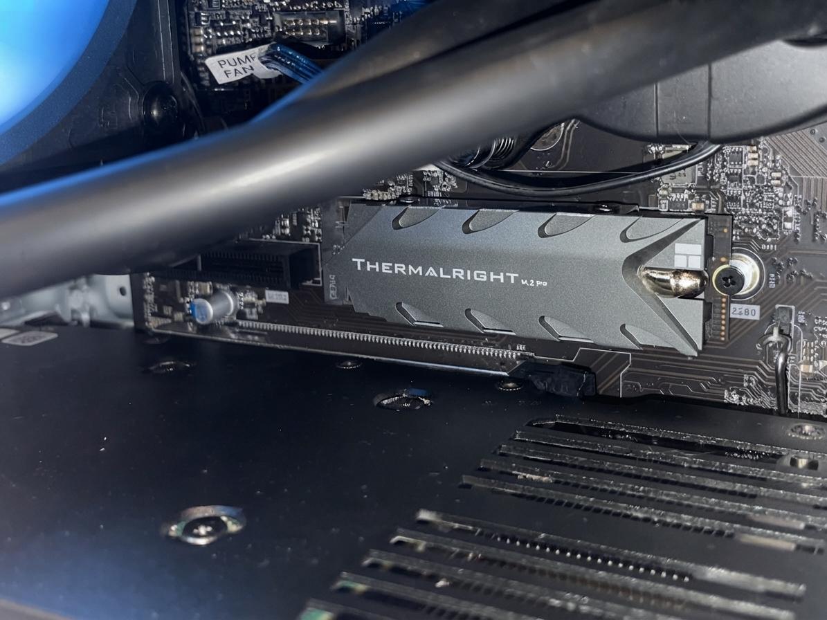 Dell Alienware Aurora R13 Gaming PC i7-12700F RTX 3060 Ti 16GB DDR5 1TB NVMe + 1TB SSD Liquid Cooled