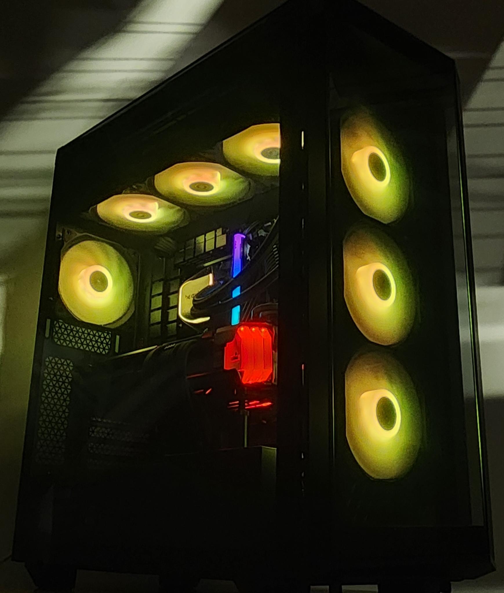 Gaming PC Ryzen 7 7800X3D 16GB RAM 1TB SSD RX 6900 XT 16GB Windows 11 Computer
