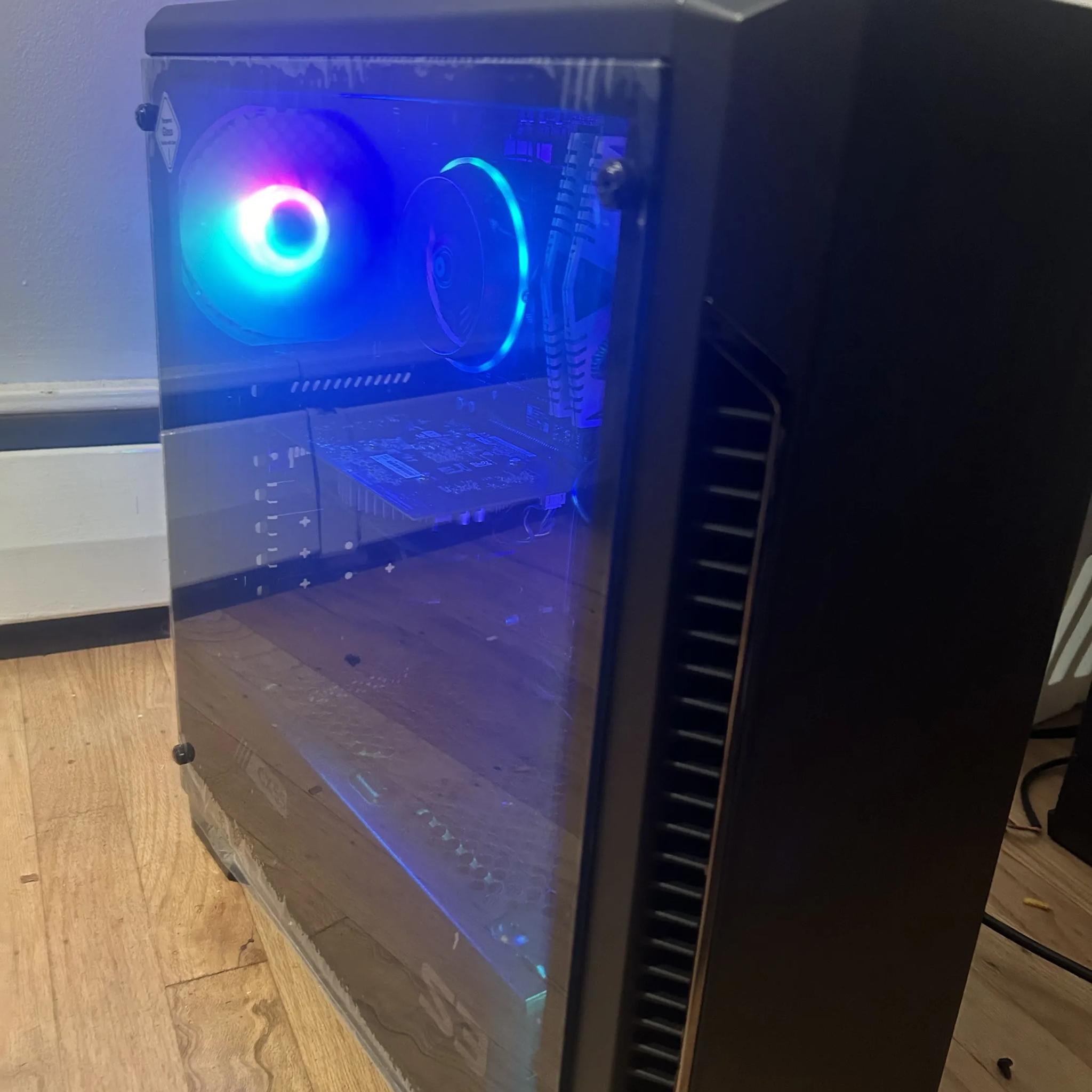 GAMING PC i5 9400f 16GB DDR4 NVIDIA GTX 1050 TI RGB Lighting RGB Fans