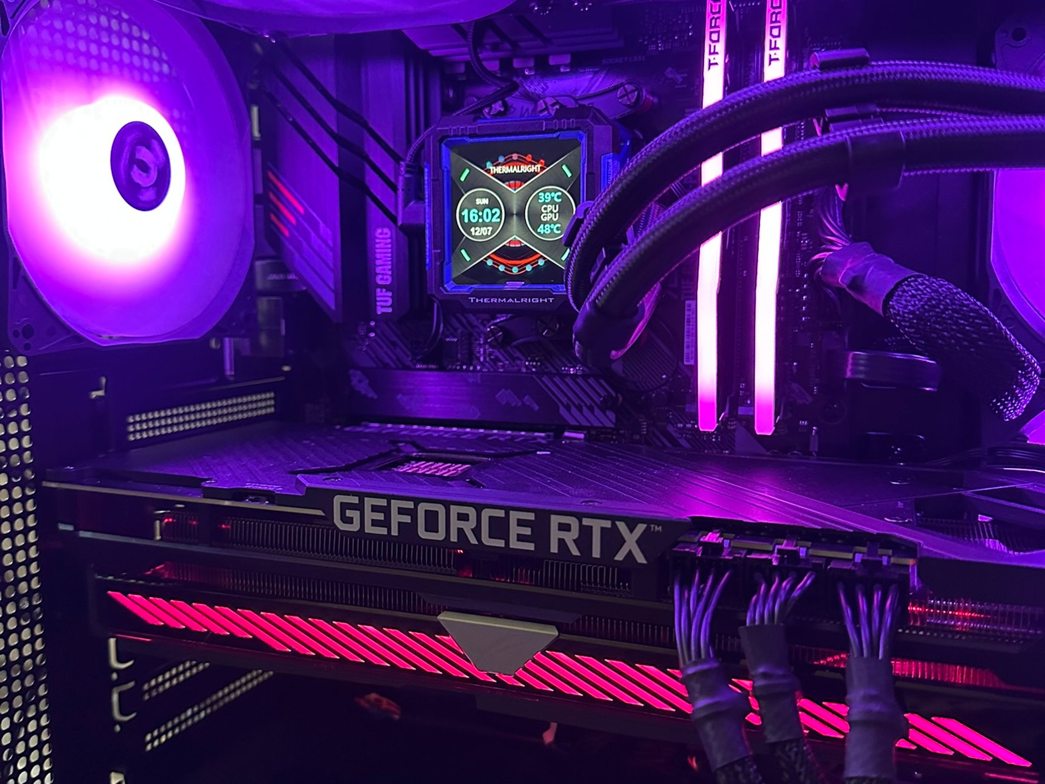 Ryzen 7 5800XT / RTX 3080 Ti / 1TB NVME / 32GB RAM