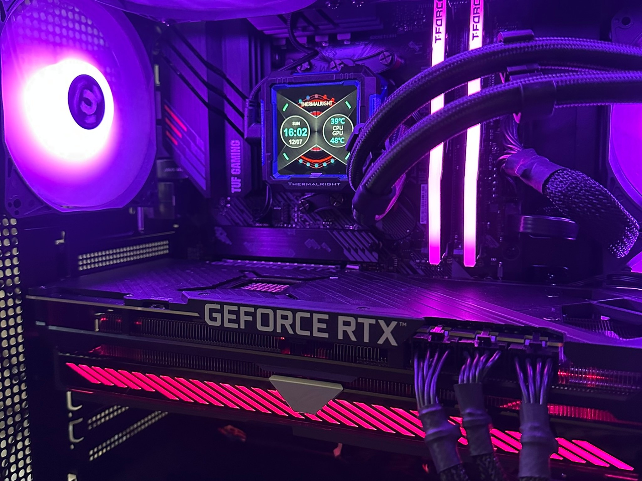 Ryzen 7 5800XT / RTX 3080 Ti / 1TB NVME / 32GB RAM