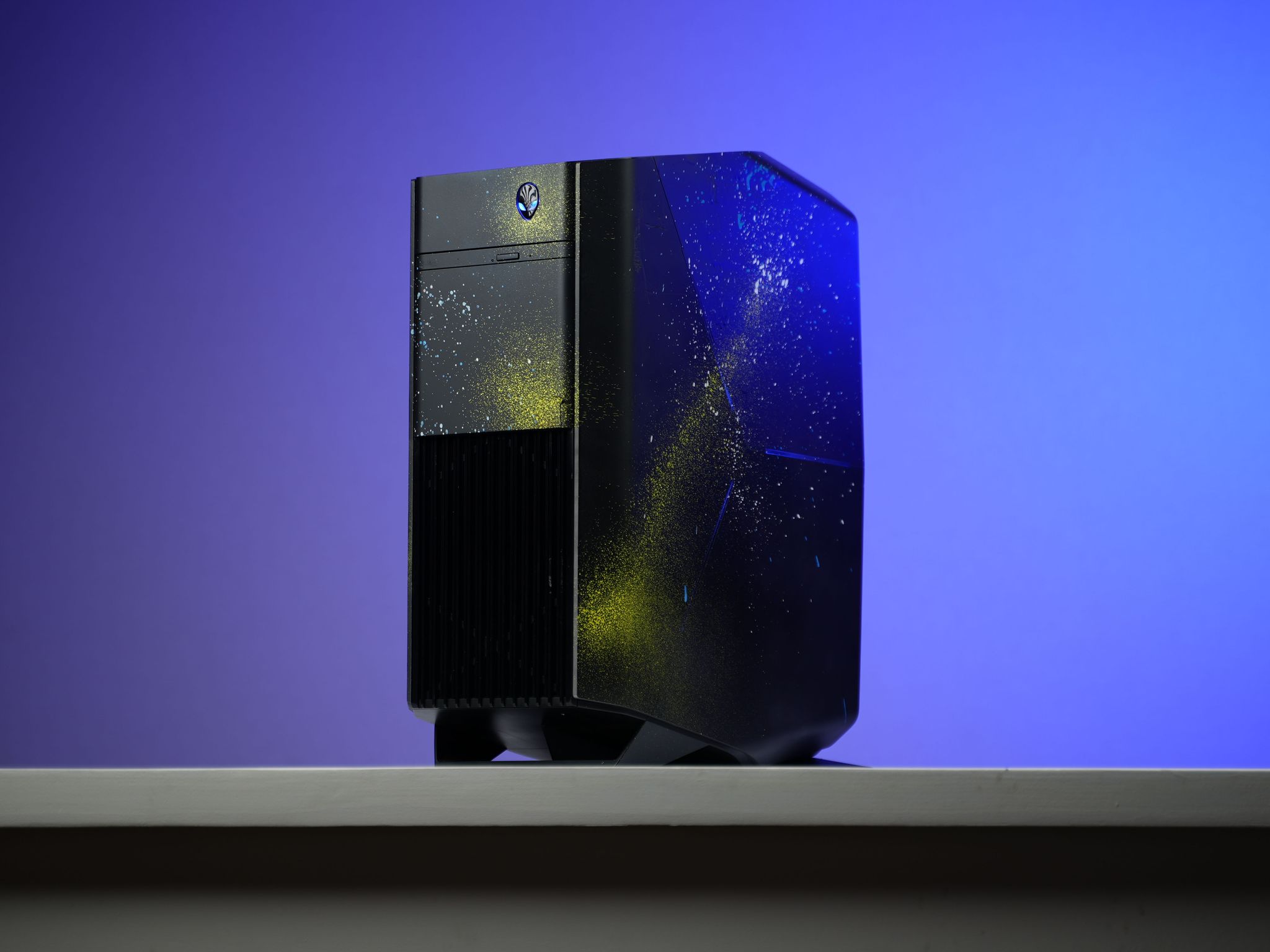 “Alienform 6” GTX 1070 Intel Core i7 7700k 16GB .7TB Windows 11 Gaming PC Powerhouse