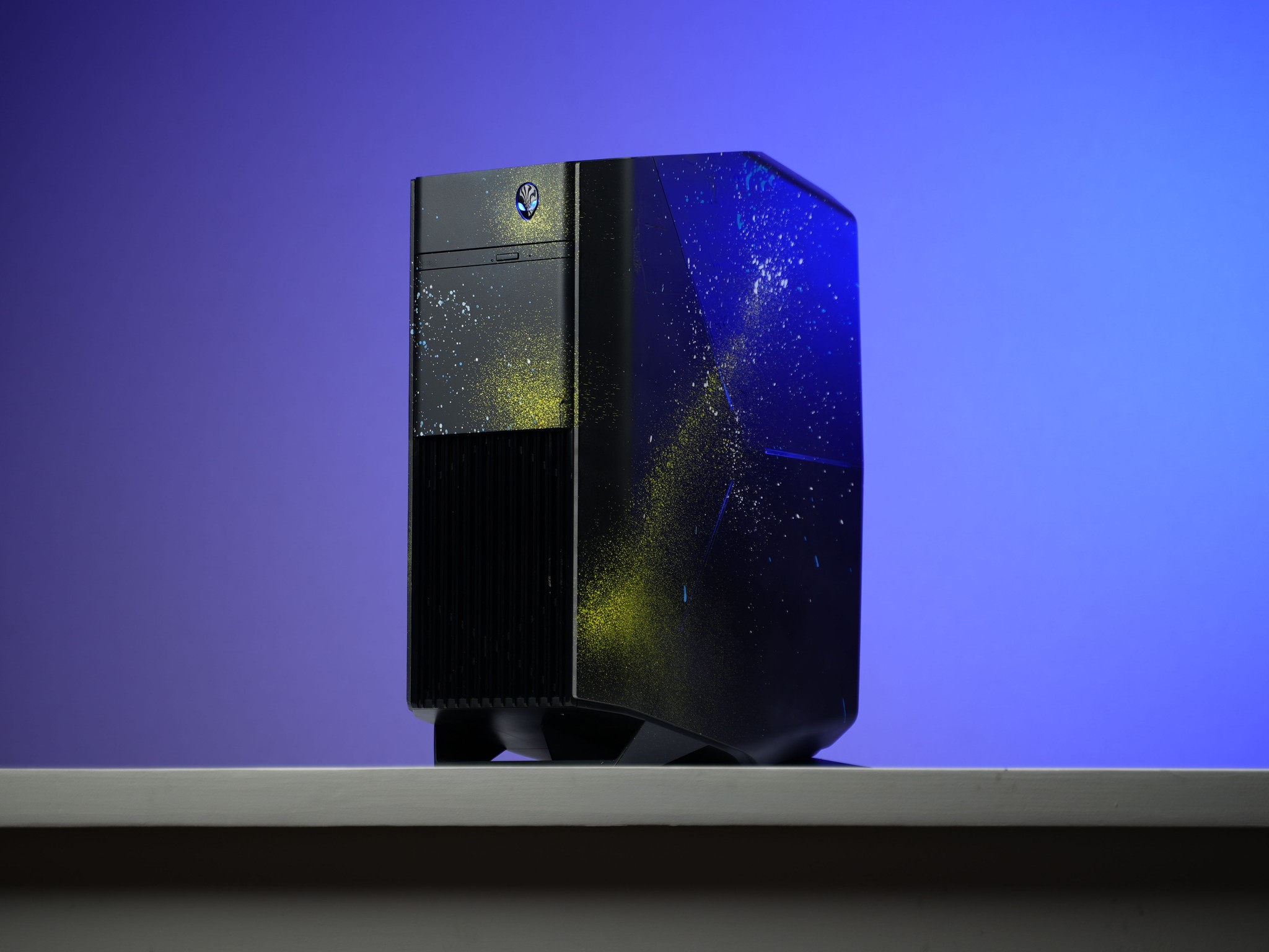 “Alienform 6” GTX 1070 Intel Core i7 7700k 16GB .7TB Windows 11 Gaming PC Powerhouse