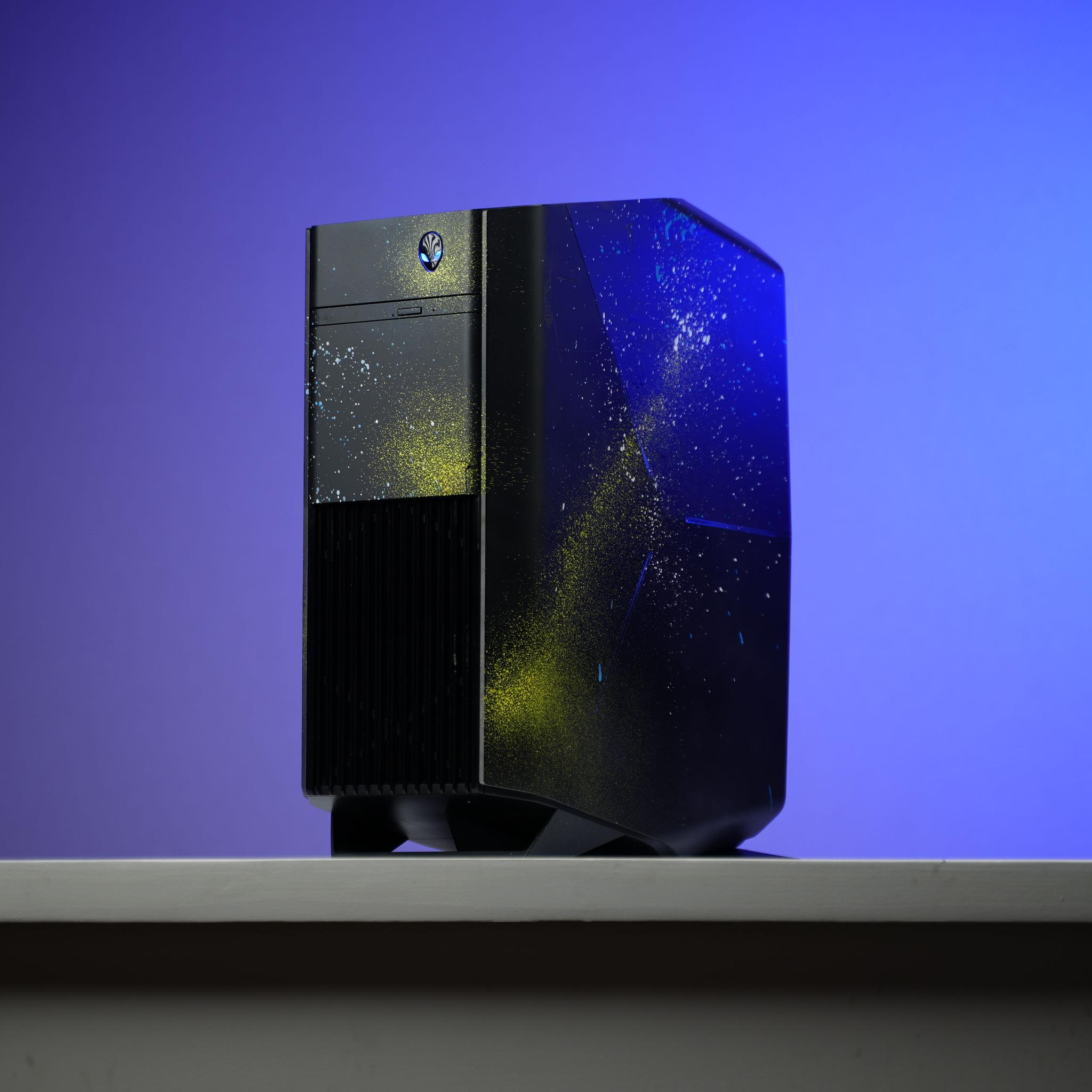 “Alienform 6” GTX 1070 Intel Core i7 7700k 16GB .7TB Windows 11 Gaming PC Powerhouse