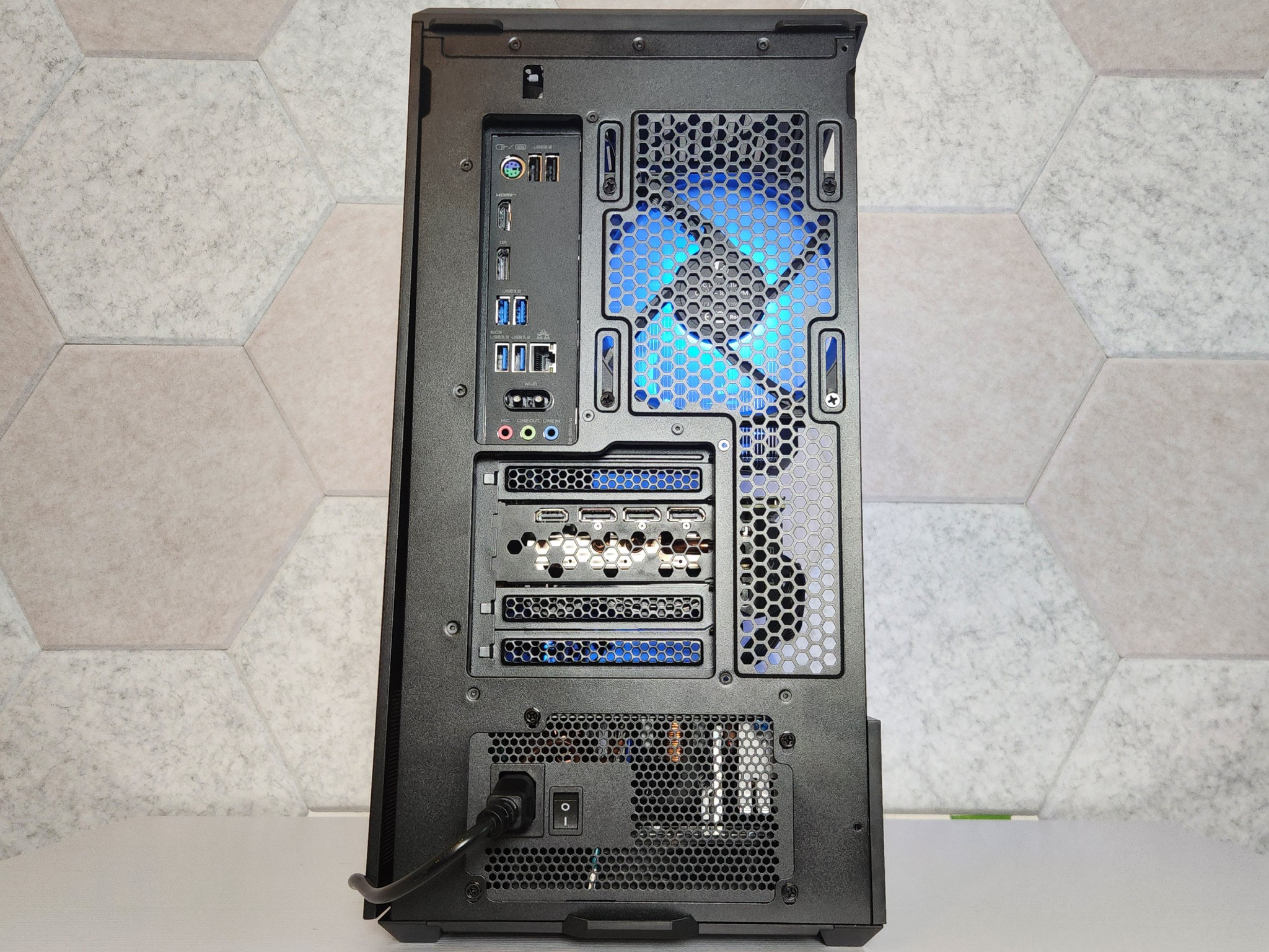 Gaming PC | RTX 3070 Ti | Ryzen 5 5600X | 32GB RAM | 1TB NVME SSD