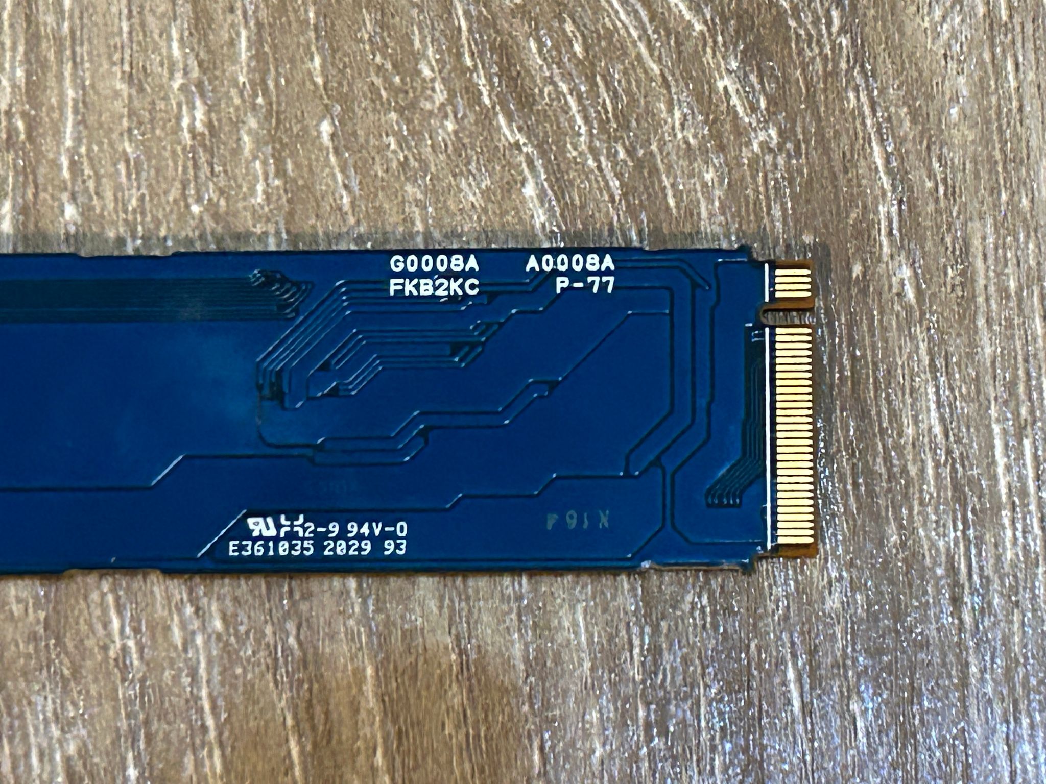 1TB SSD - KIOXIA 2280 M.2 NVMe Gen 3.0 x4 KXG60ZNV1T02 Solid State Drive - 22264