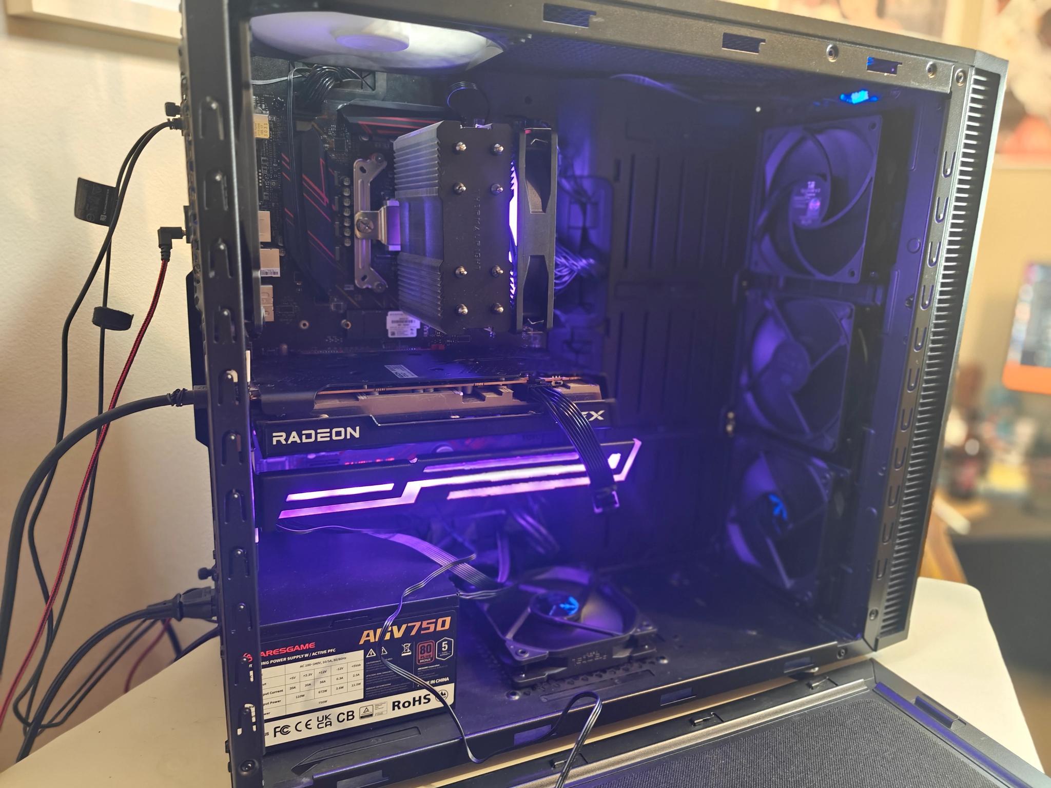 💰🖤🦾🤫 Massive 1080p Value | Ryzen 5 5500 | Radeon RX 6650 XT | Corsair VENGEANCE 32GB