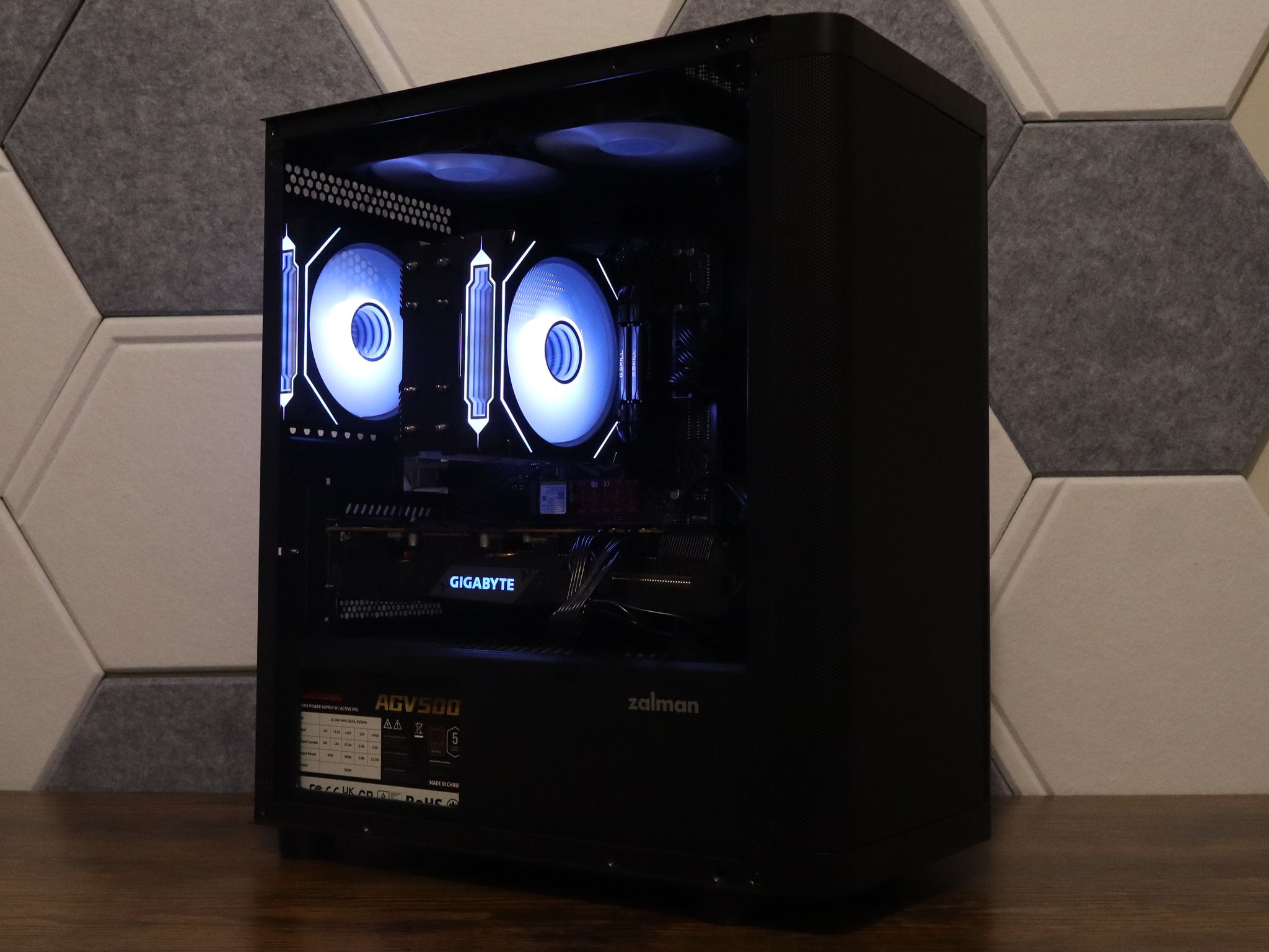 Gaming PC | RX 5700XT | Ryzen 5 5500 | 16gb Ram | 1 TB storage | windows 11 wifi & bluetooth