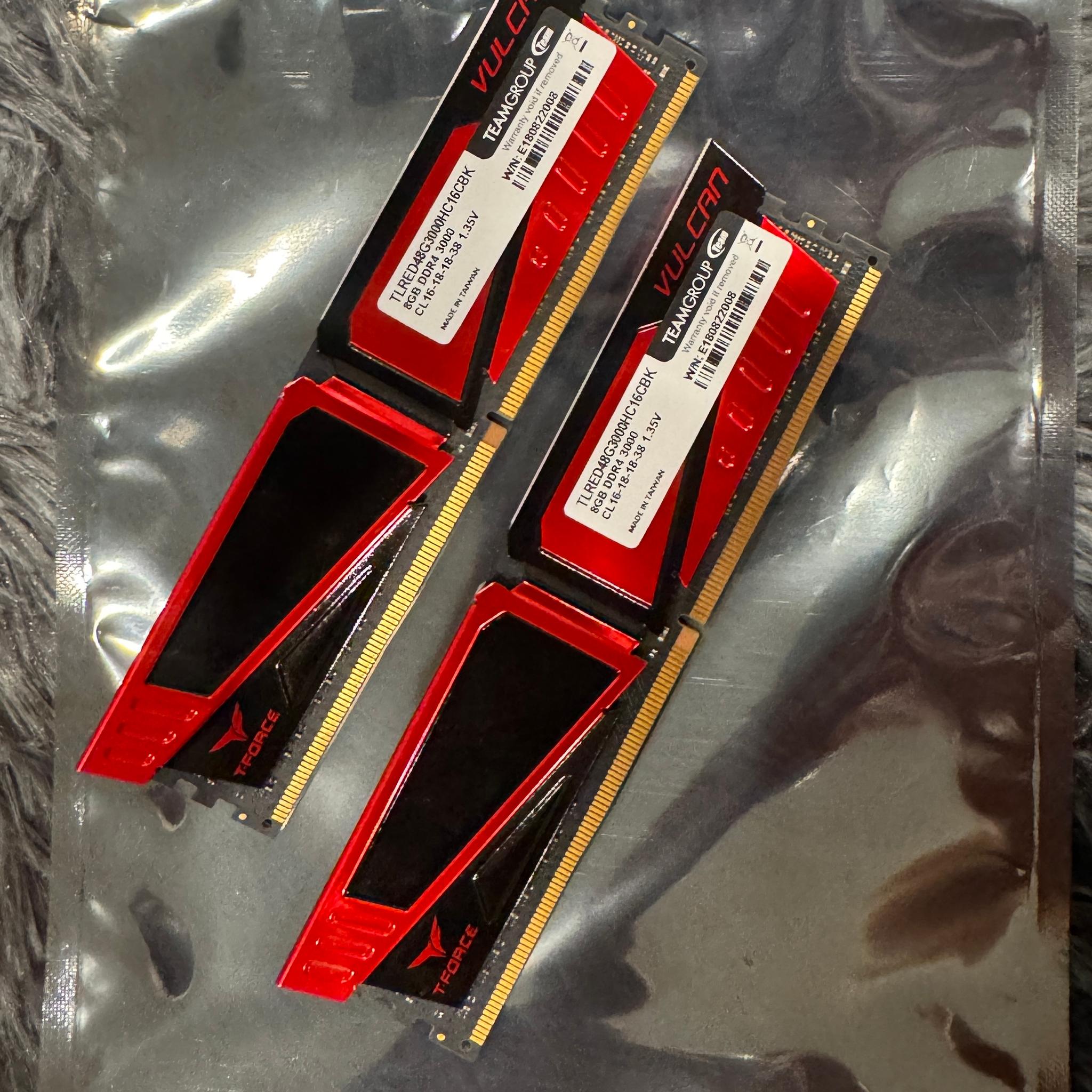 TEAMGROUP T-Force Vulcan Z 16GB DDR4-3000 (1x16GB)