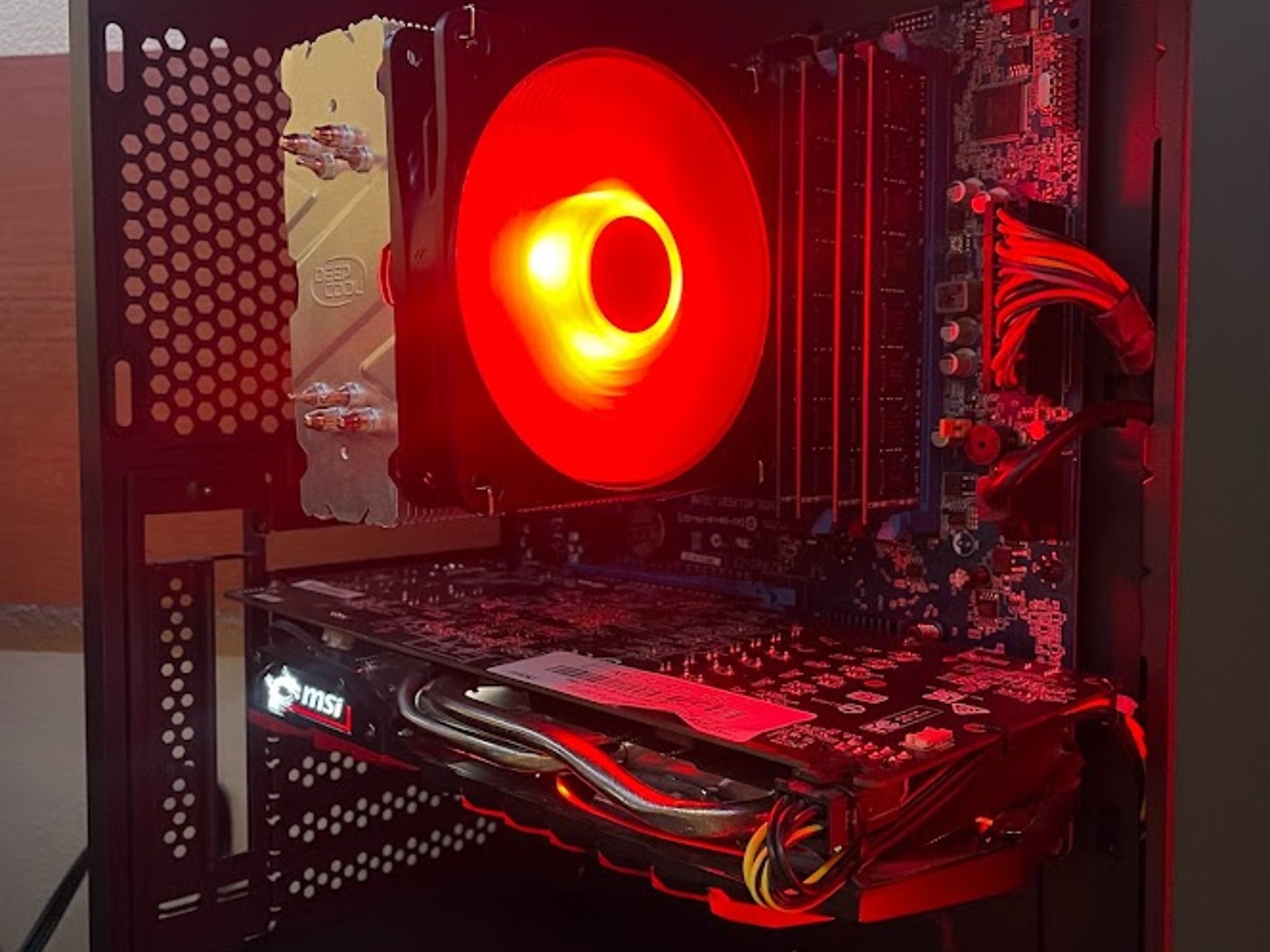 CLEAN Gaming Desktop PC Intel i5 Quad 16 GB SSD RX 470 4GB HDMI WIN 10 PRO