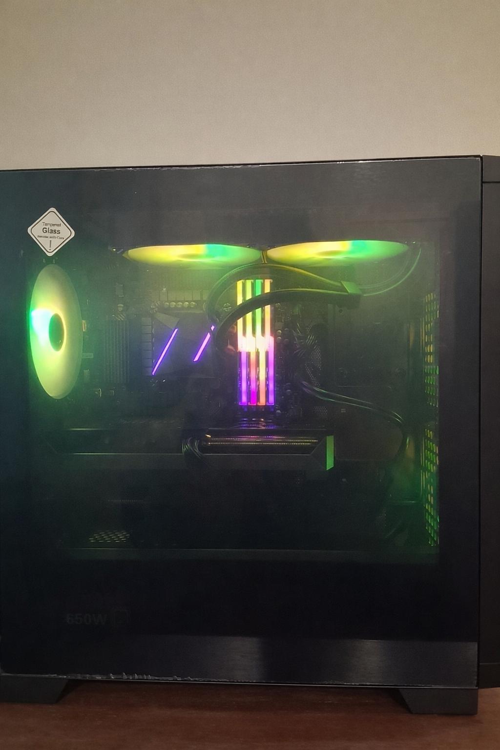 CPU Intel i3 13100F / GPU intel Arc b580 12GB/ 32GB of Ram