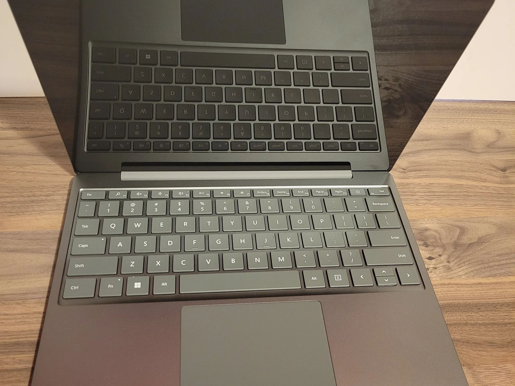 Microsoft Surface Laptop Go 2 Touchscreen