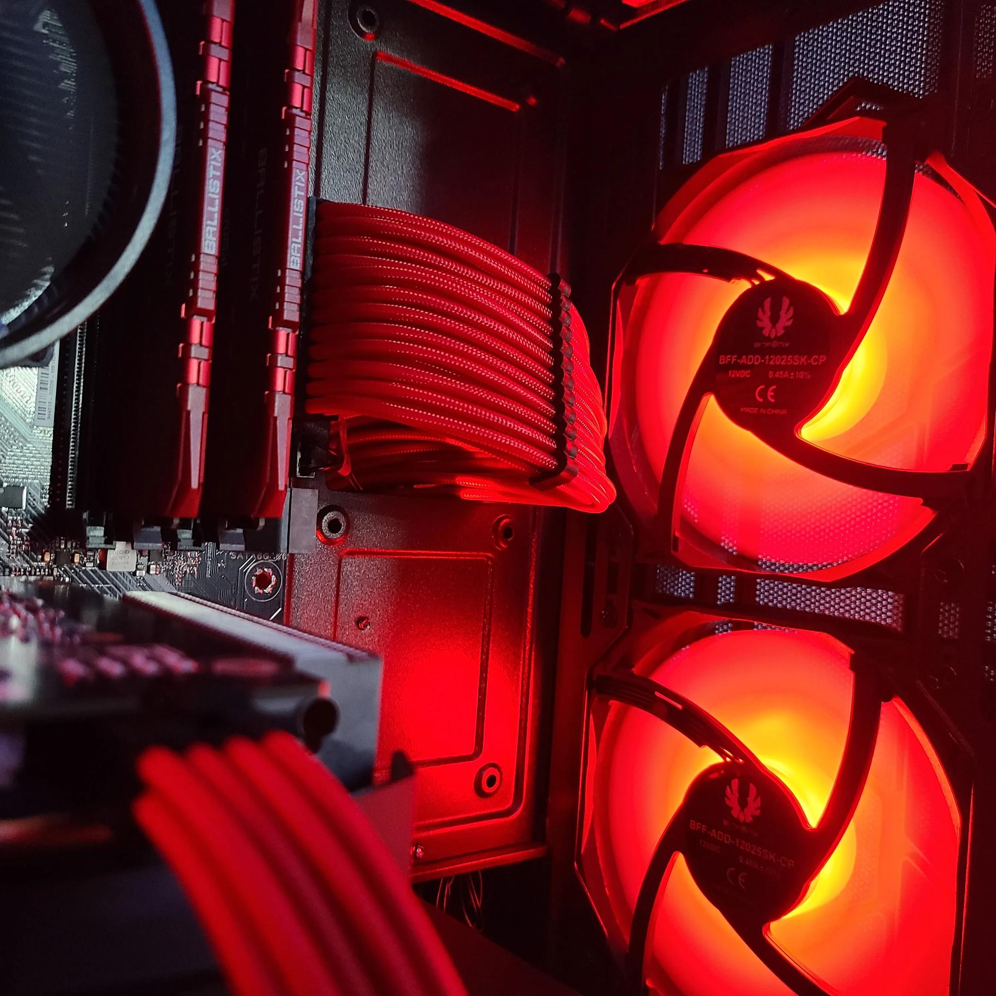 ⚫🔴 Scarlet Noir ⚫🔴 GTX 1060 6GB + Ryzen 5 1600