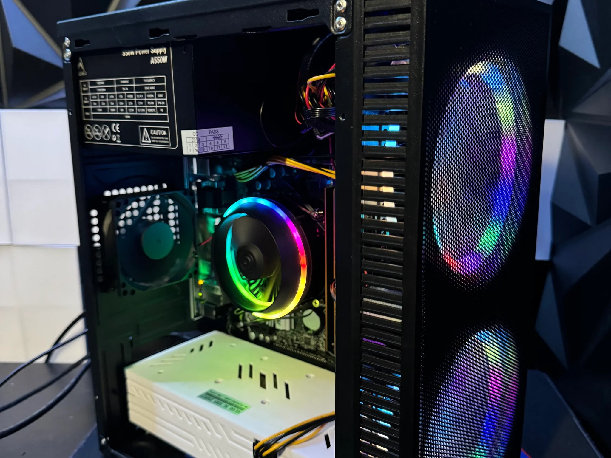 Tusker Build 9580 Intel i5 RX 580