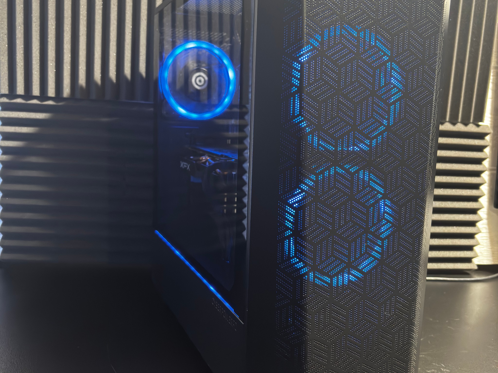 Gaming PC – Ryzen 5 3600 + RX 580 8GB – 16GB DDR4 – 240GB SSD + 2TB HDD – 1080p Ready