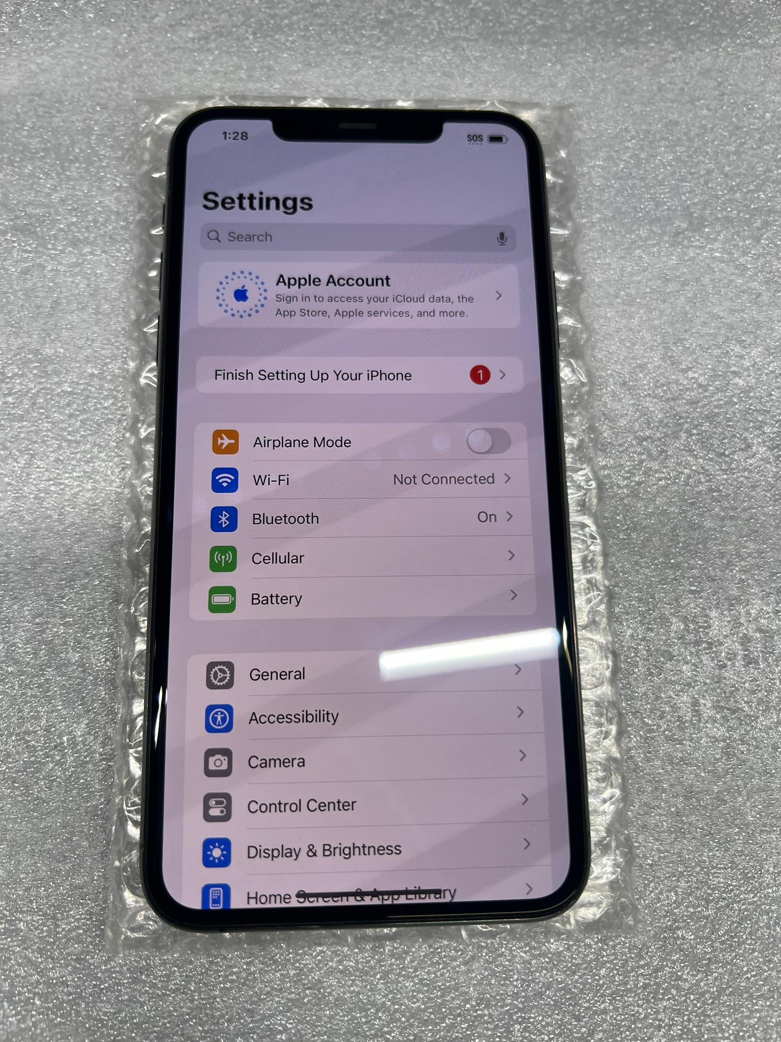 Apple iPhone 11 Pro Max – Unlocked – 512 GB – Space Gray