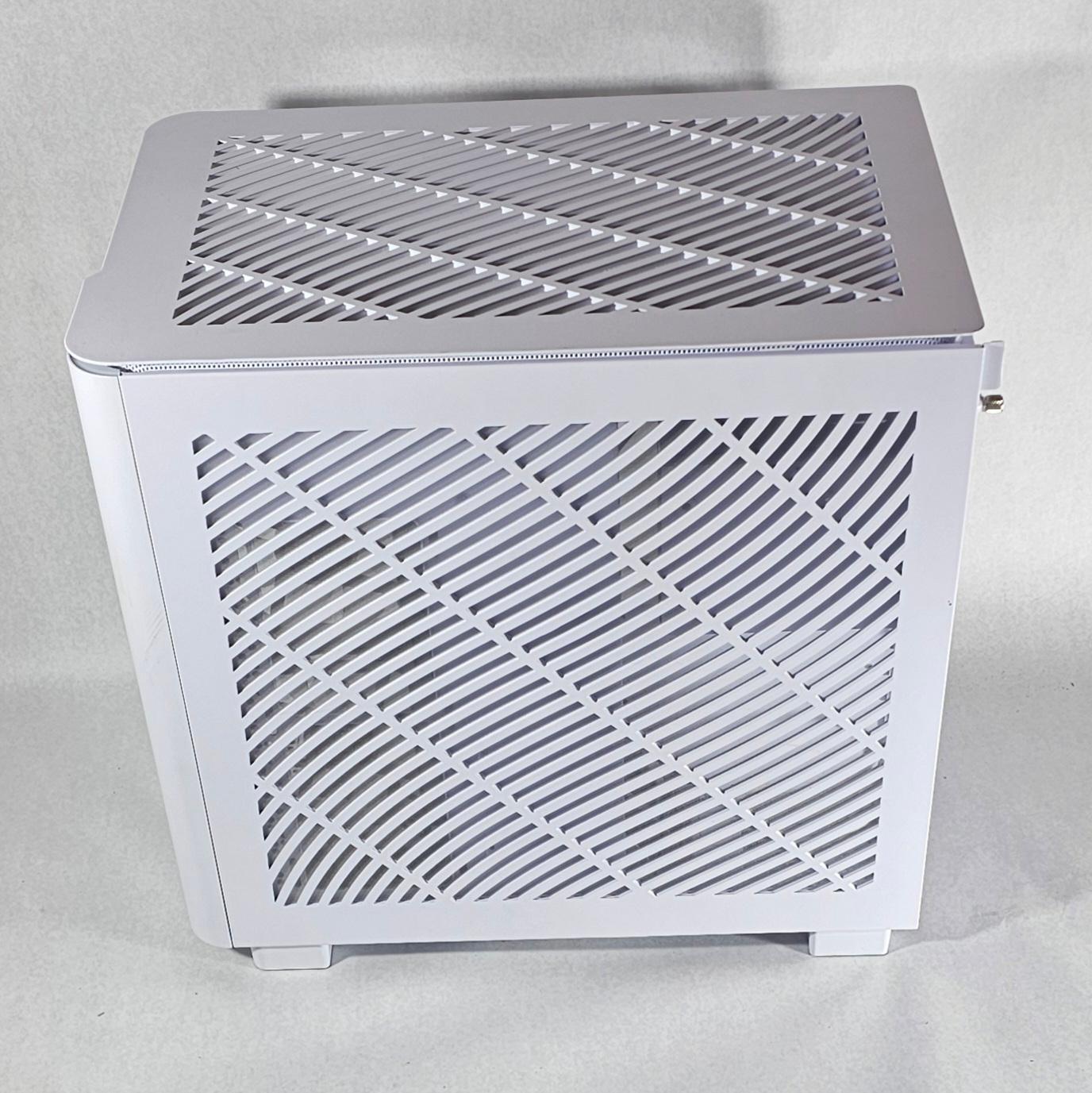 White PC Case with Tempered Glass w/ 7 RGB Fans